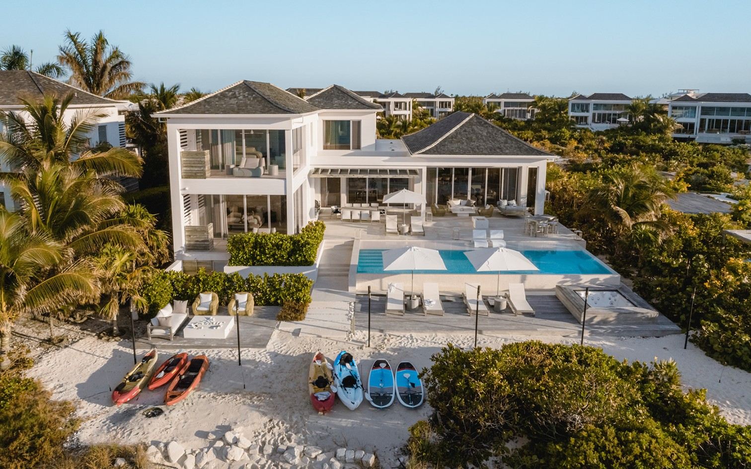 Grace Bay Enclave - 5 BDR BEACHFRONT VILLA