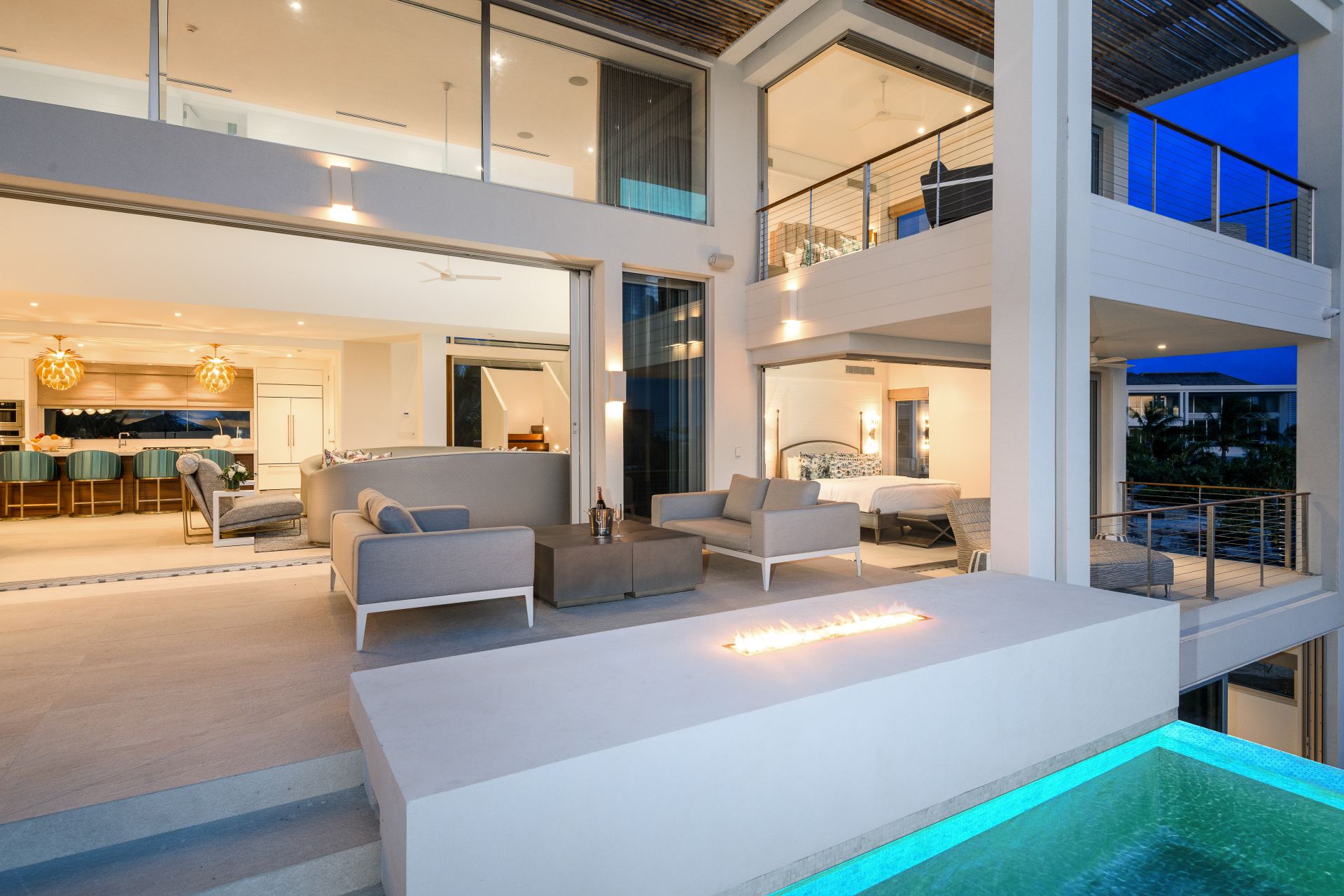 Grace Bay Enclave - 6 BDR PREMIUM OCEAN VIEW VILLA