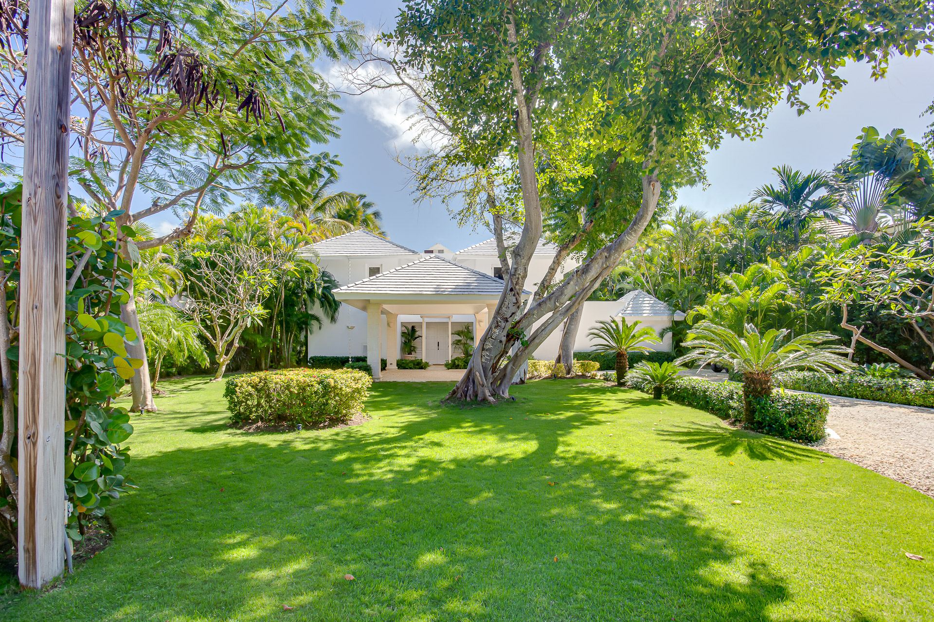 Villa Tortuga Bay B6