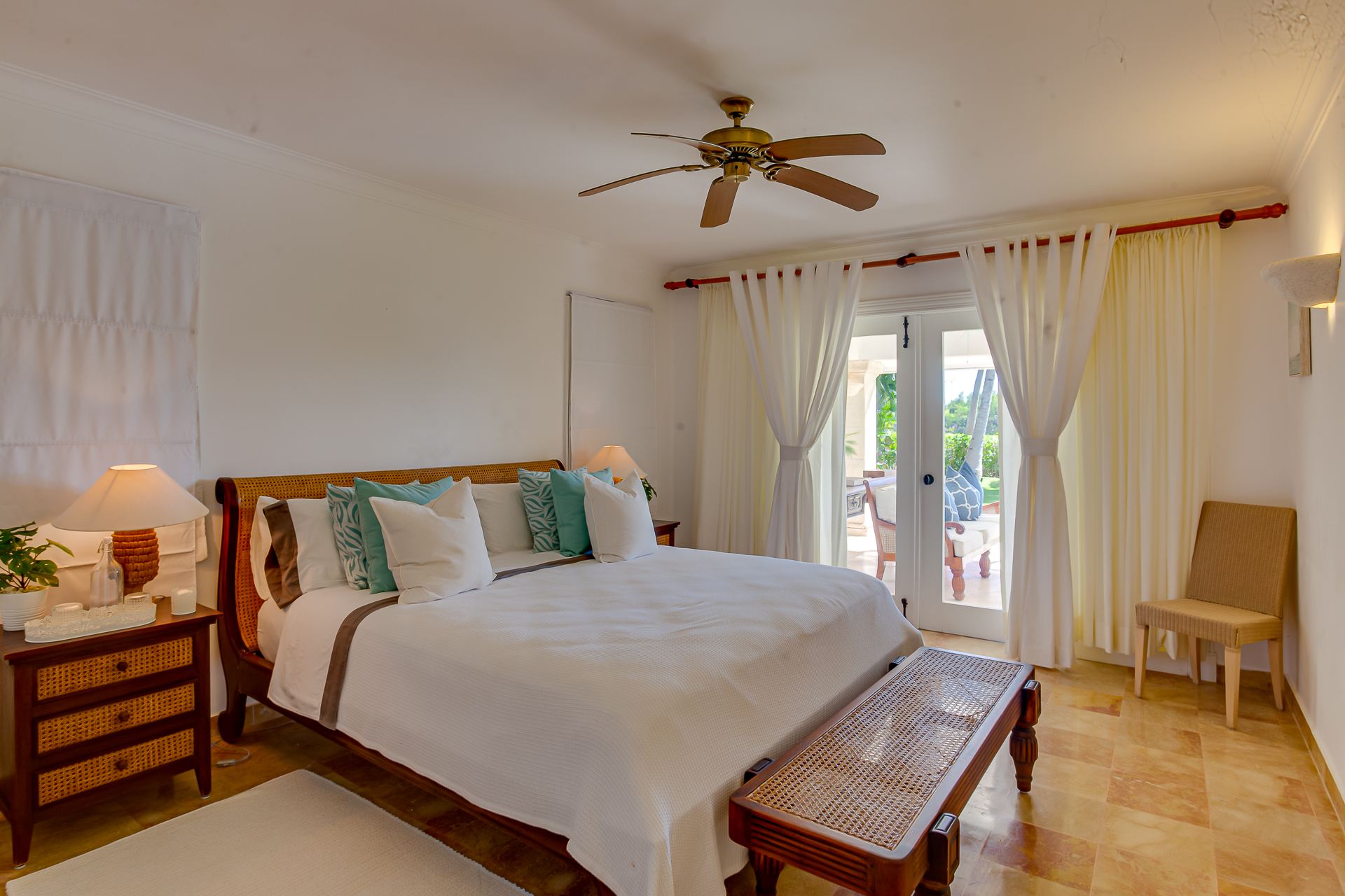 Villa Tortuga Bay B6