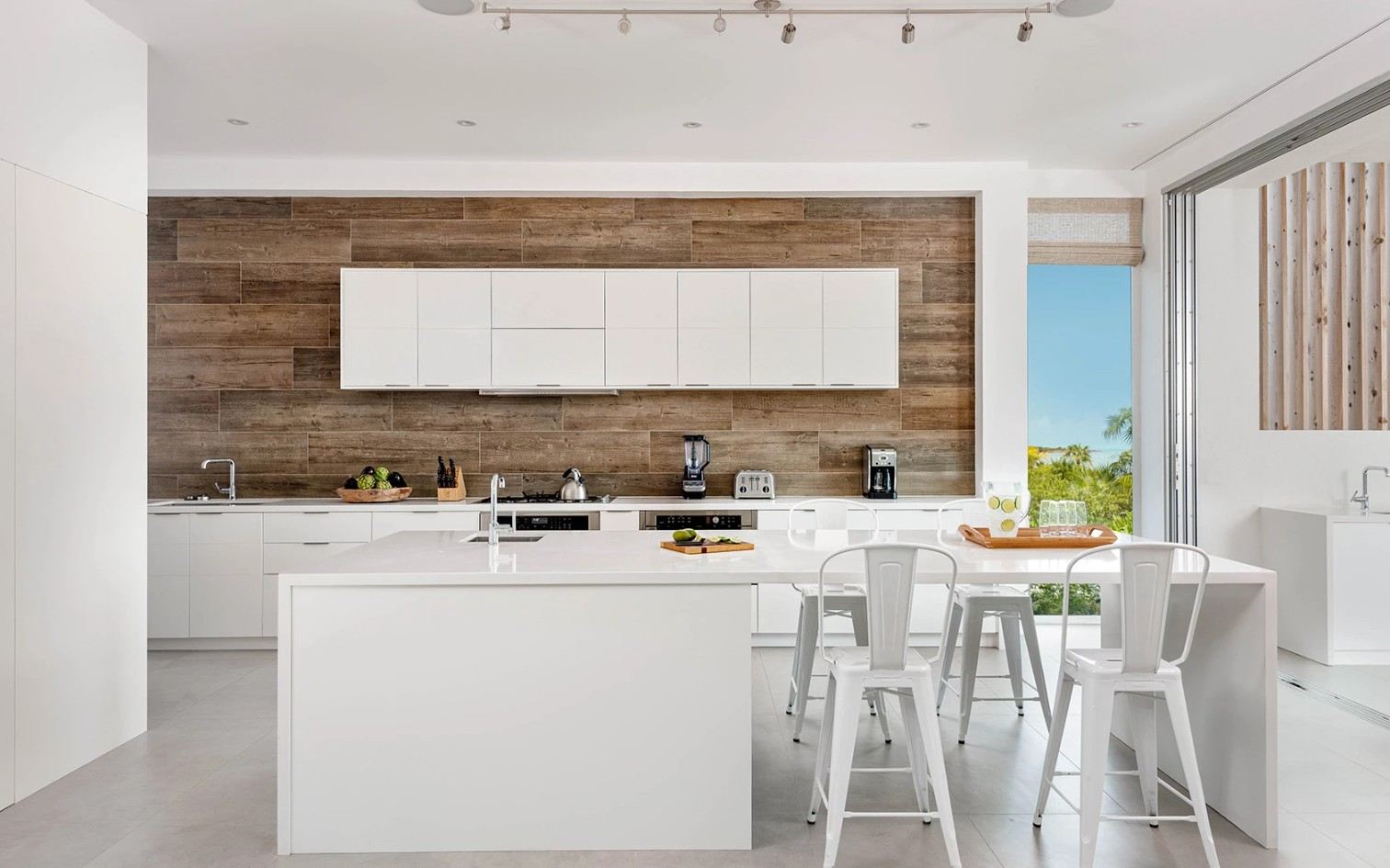 Long Bay Enclave - 6 BDR BEACHFRONT VILLA