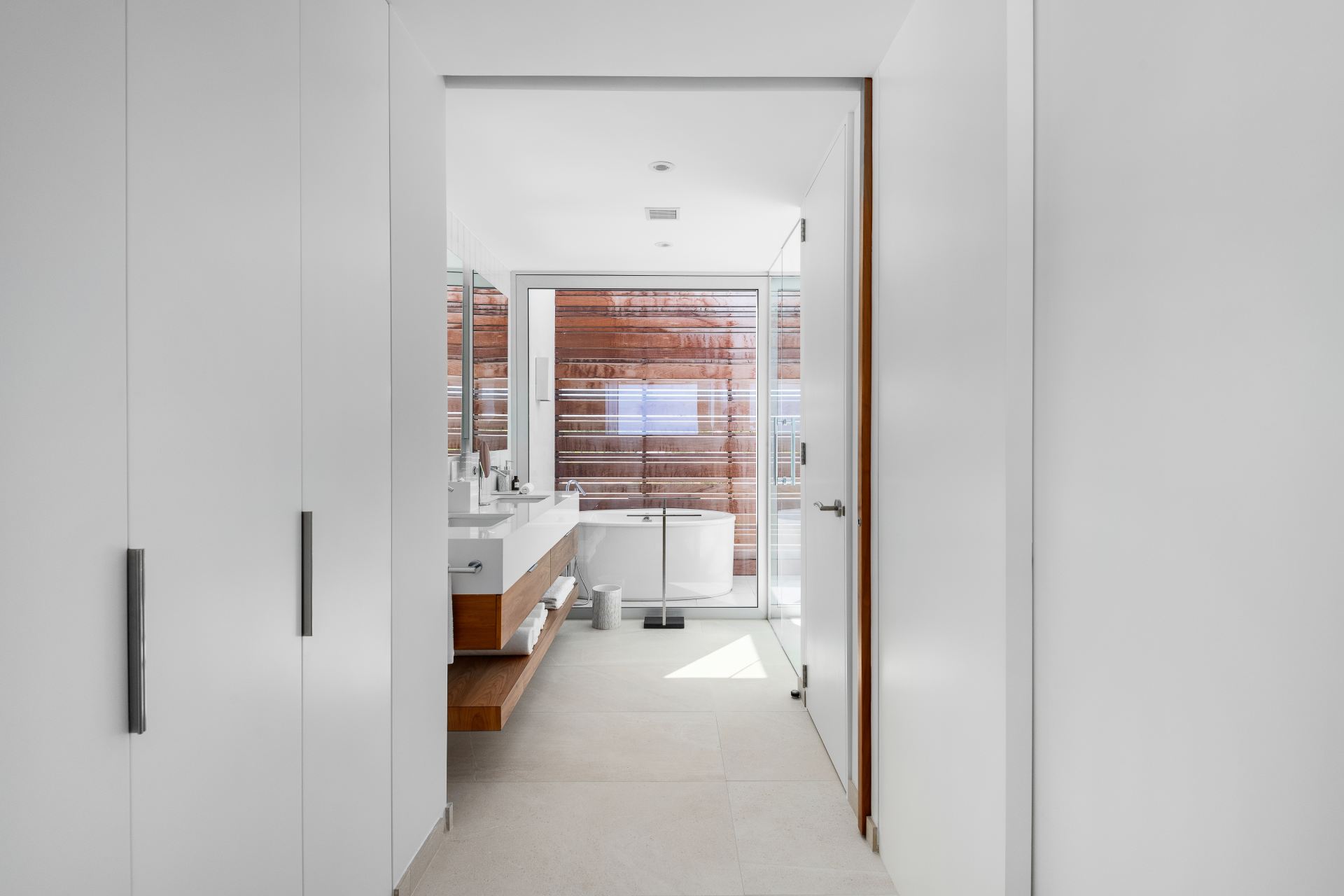 Grace Bay Enclave - 4 BDR OCEAN VIEW VILLA