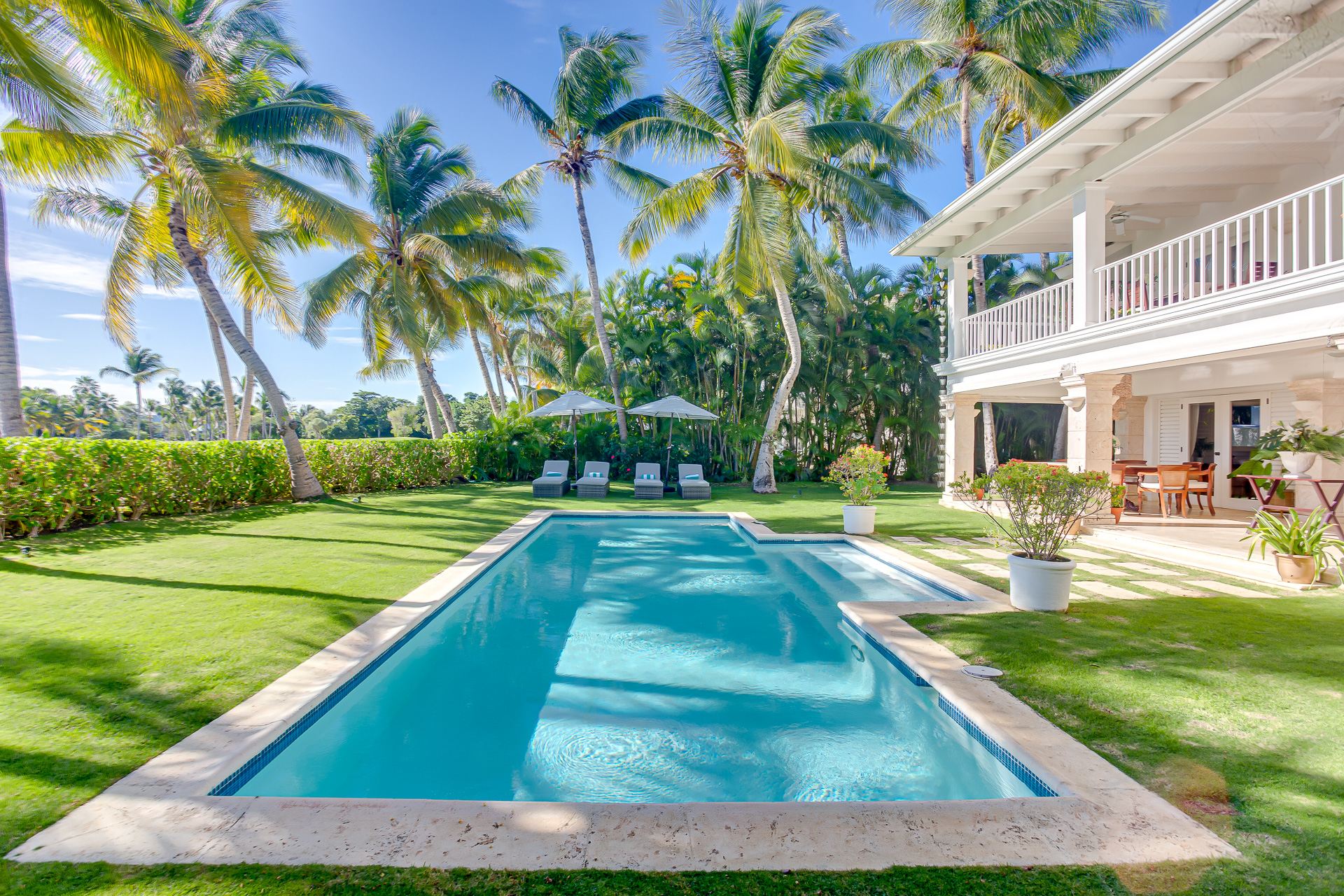 Villa Tortuga Bay B6