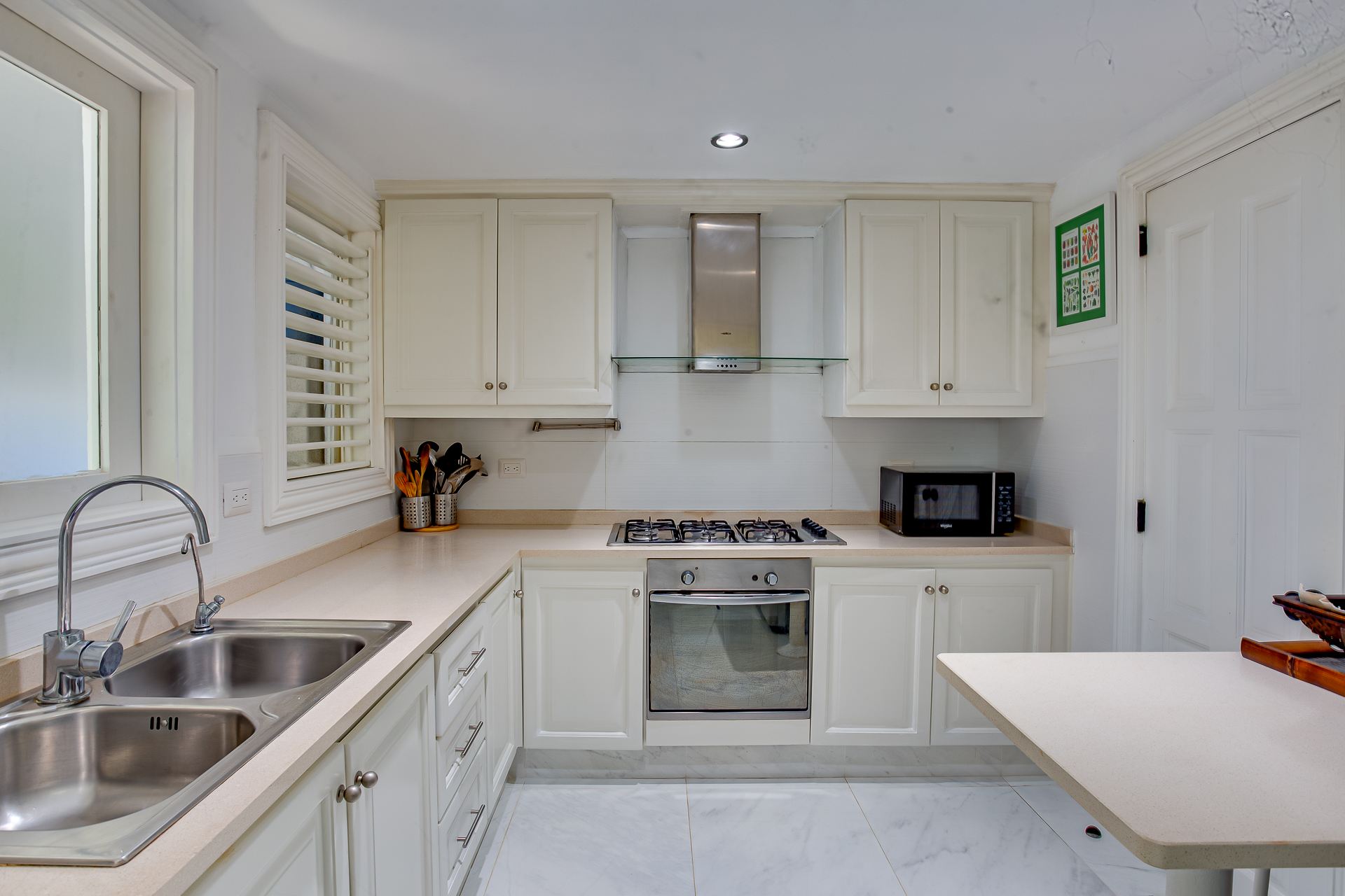 Villa Tortuga Bay B6