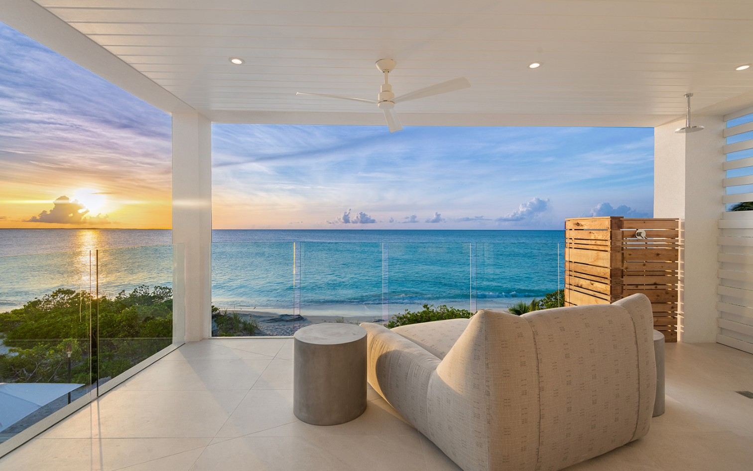 Grace Bay Enclave - 5 BDR BEACHFRONT VILLA