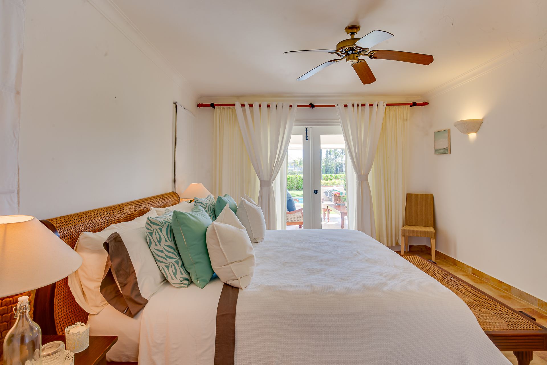 Villa Tortuga Bay B6