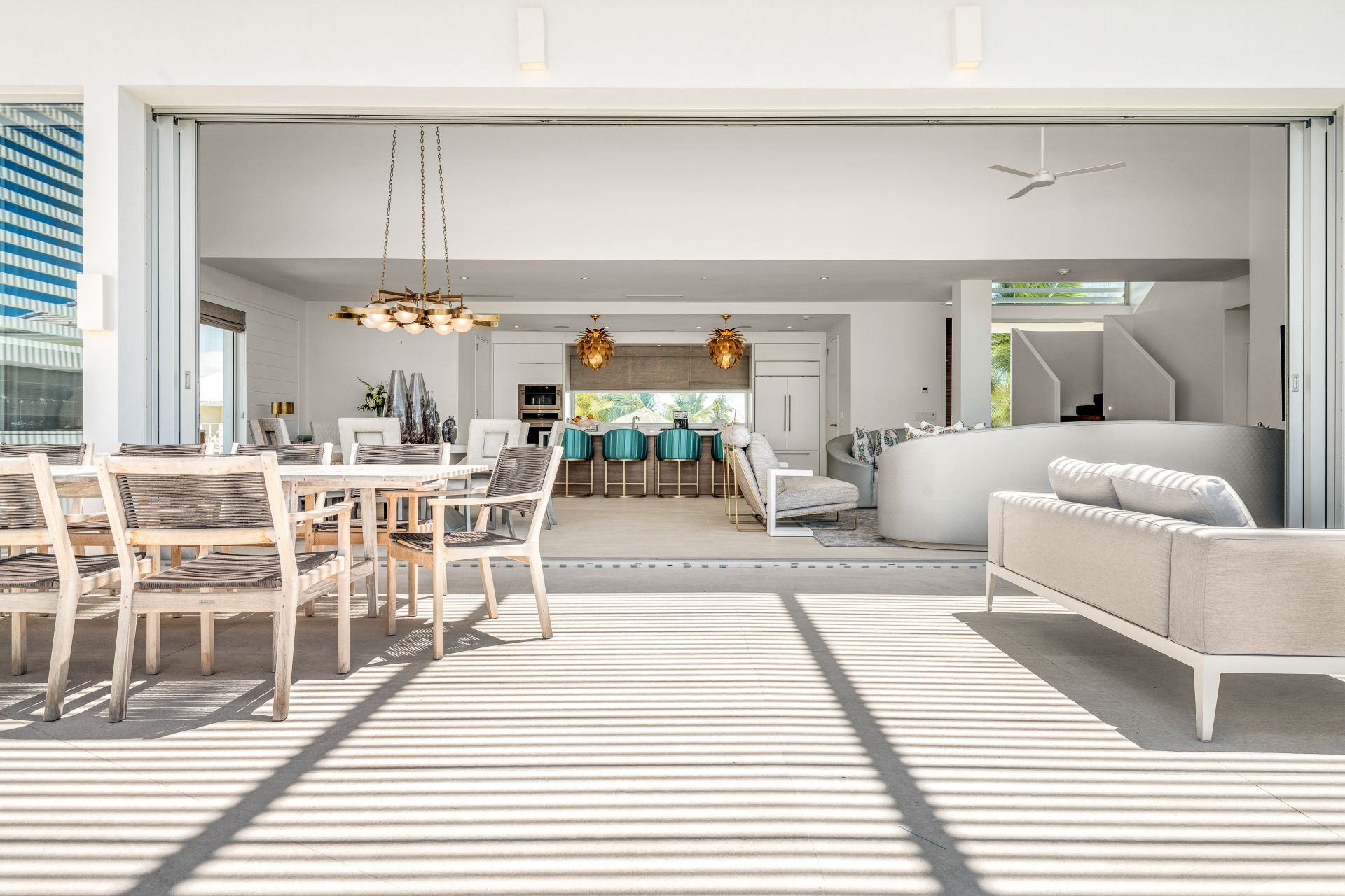 Grace Bay Enclave - 6 BDR PREMIUM OCEAN VIEW VILLA