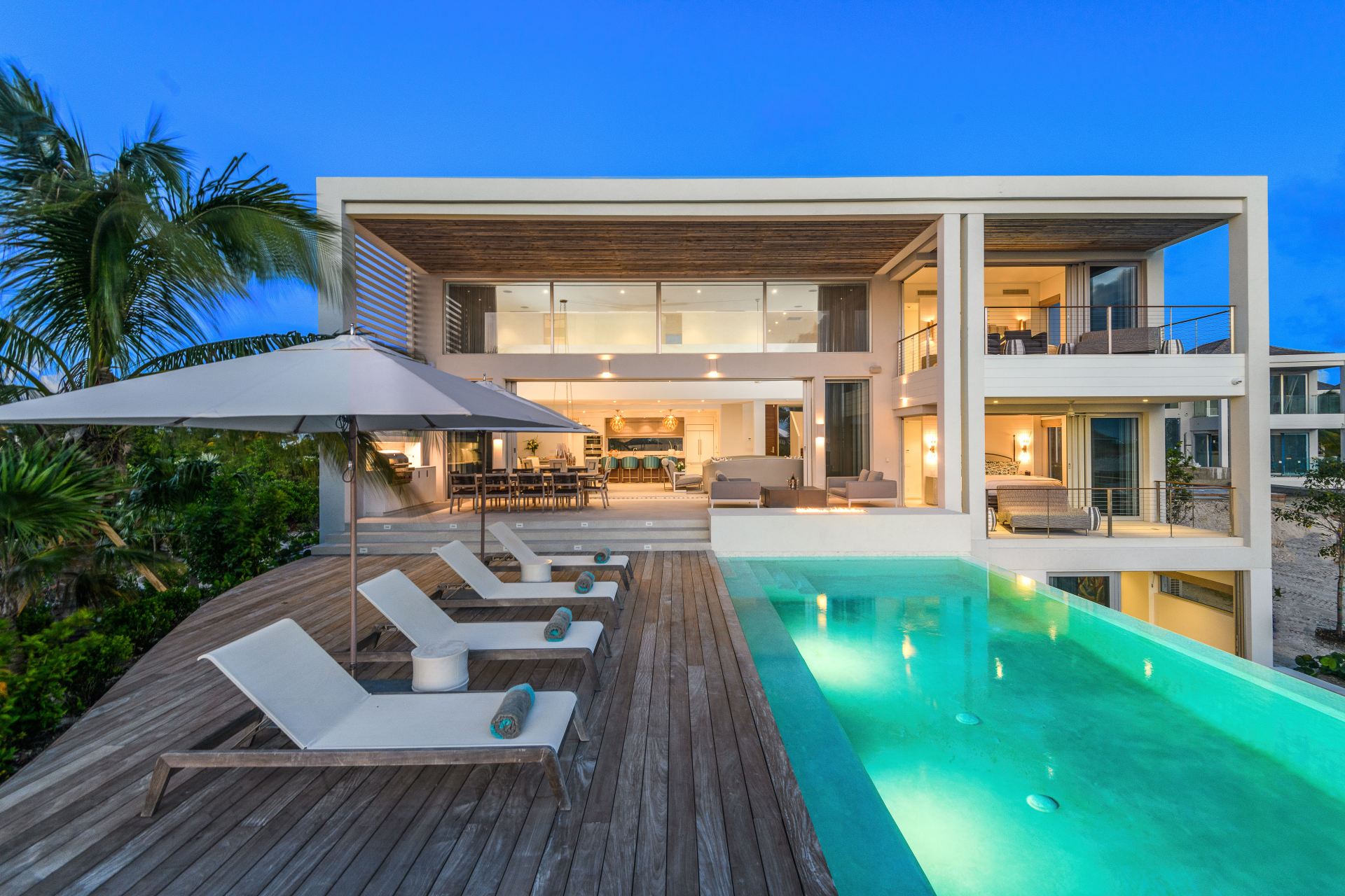 Grace Bay Enclave - 6 BDR PREMIUM OCEAN VIEW VILLA