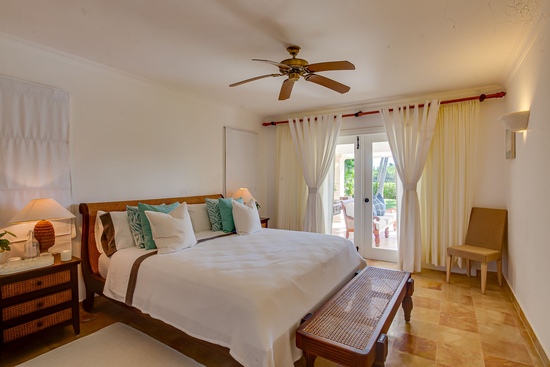 Villa Tortuga Bay B6