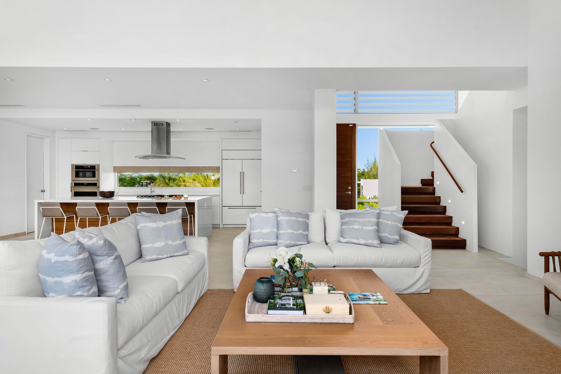 Grace Bay Enclave - 4 BDR OCEAN VIEW VILLA