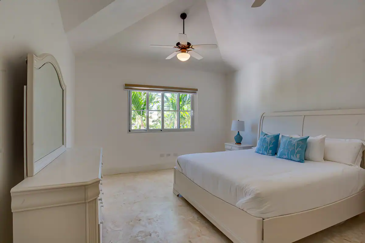 Villa Tortuga Bay B50