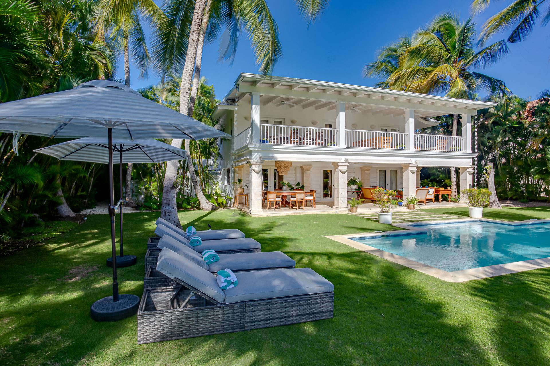 Villa Tortuga Bay B6