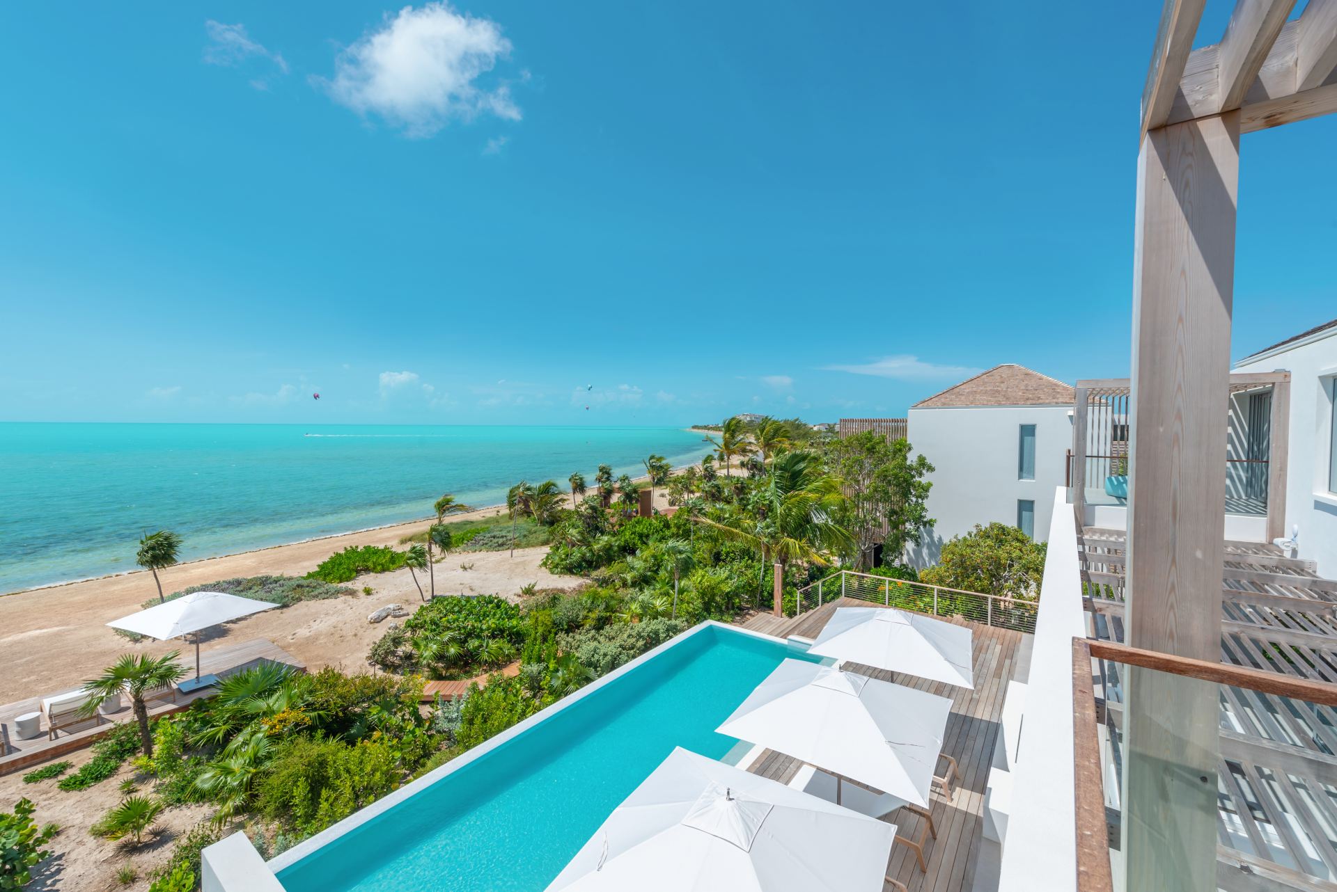 Long Bay Enclave - 6 BDR BEACHFRONT VILLA