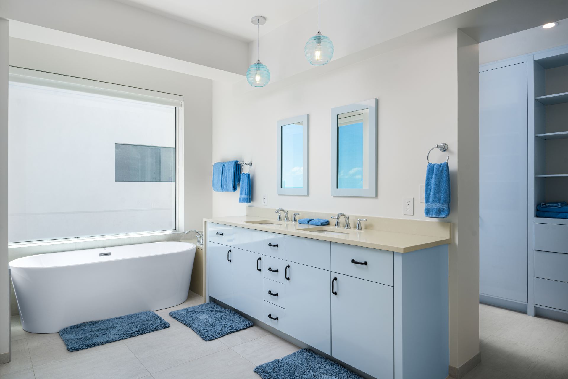 Hura Sea Azure Villa