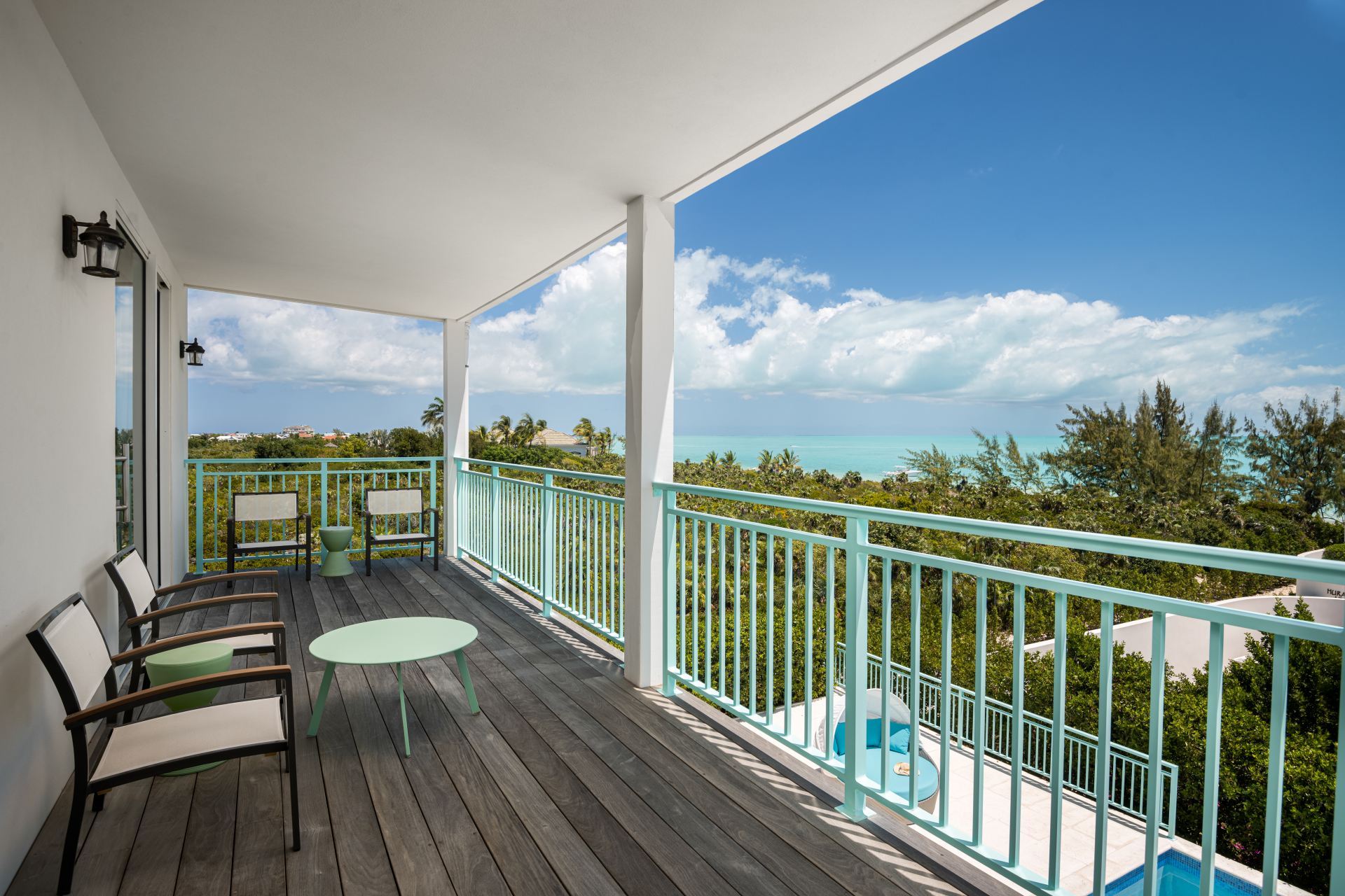 Hura Sea Azure Villa