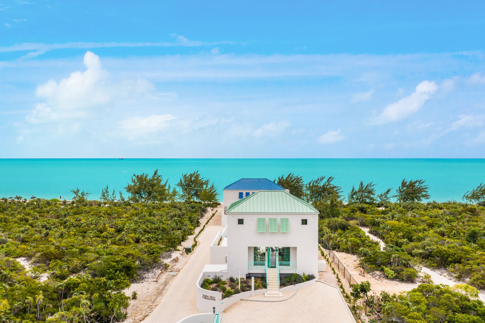 Hura Sea Turquoise Villa