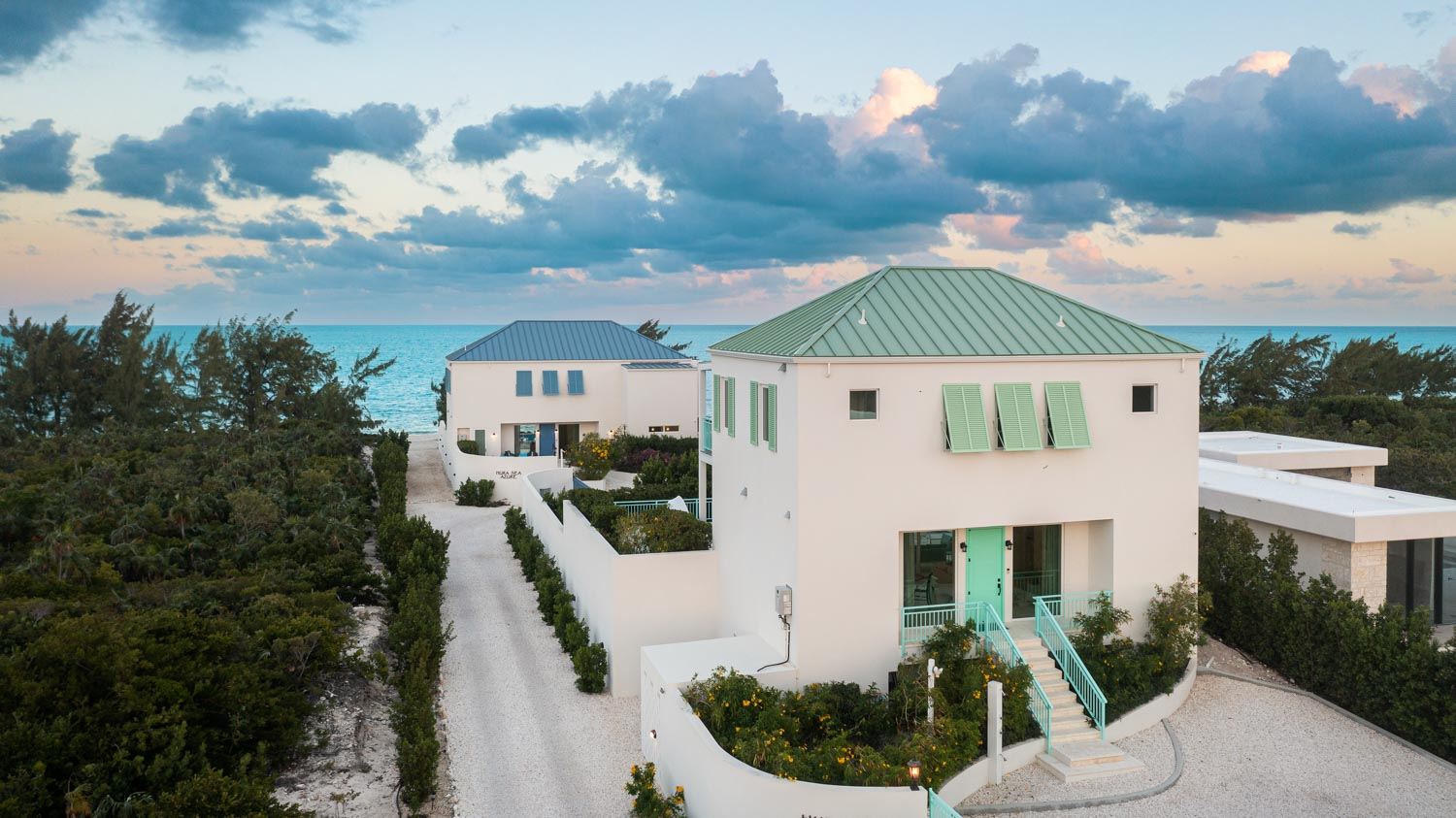 Hura Sea Azure Villa