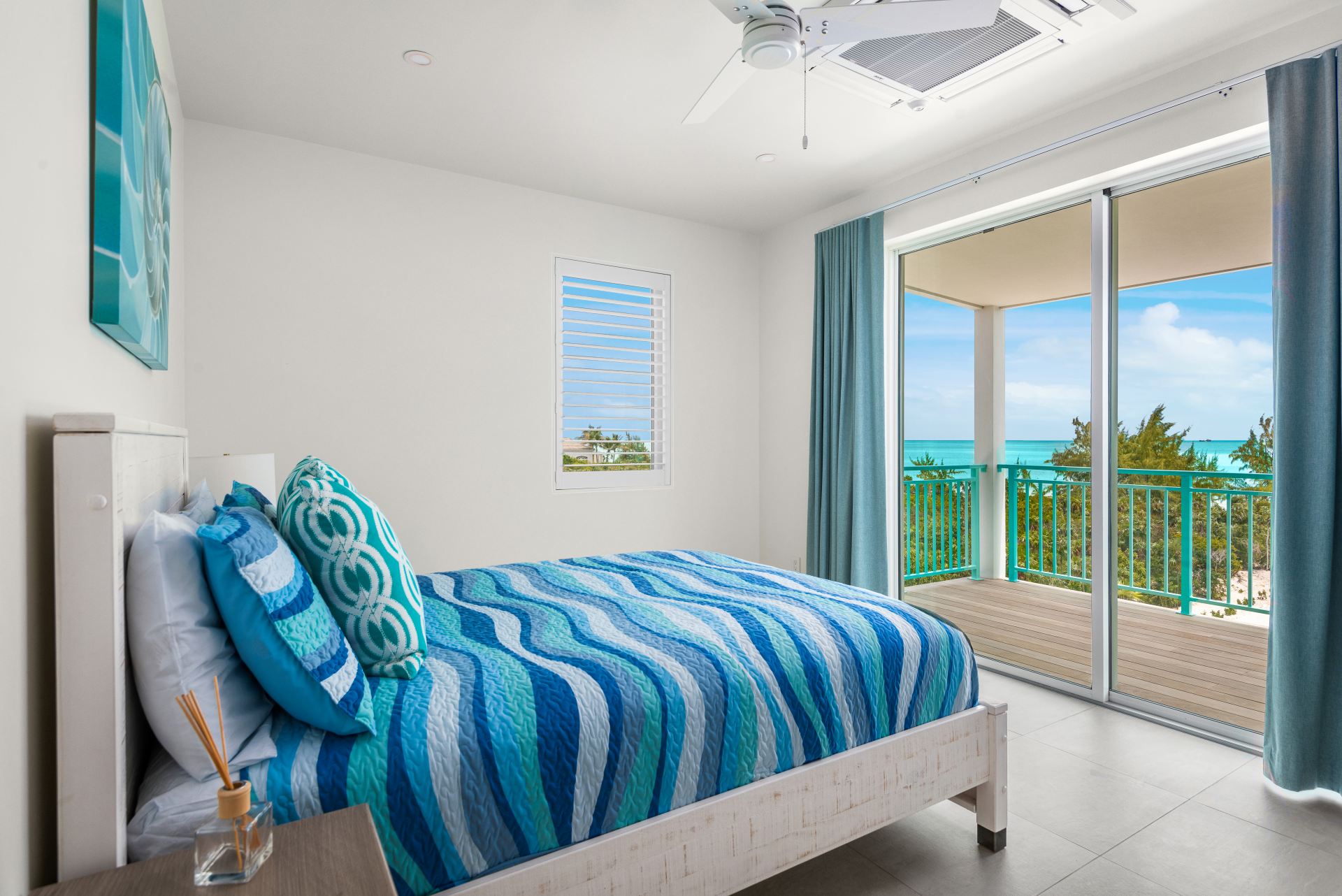 Hura Sea Turquoise Villa