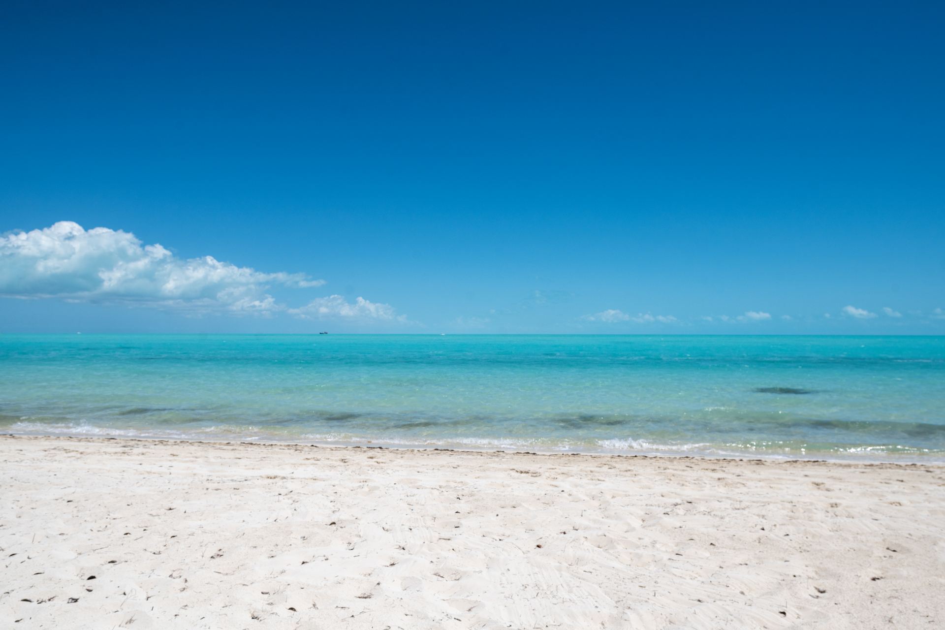 Hura Sea Azure Villa