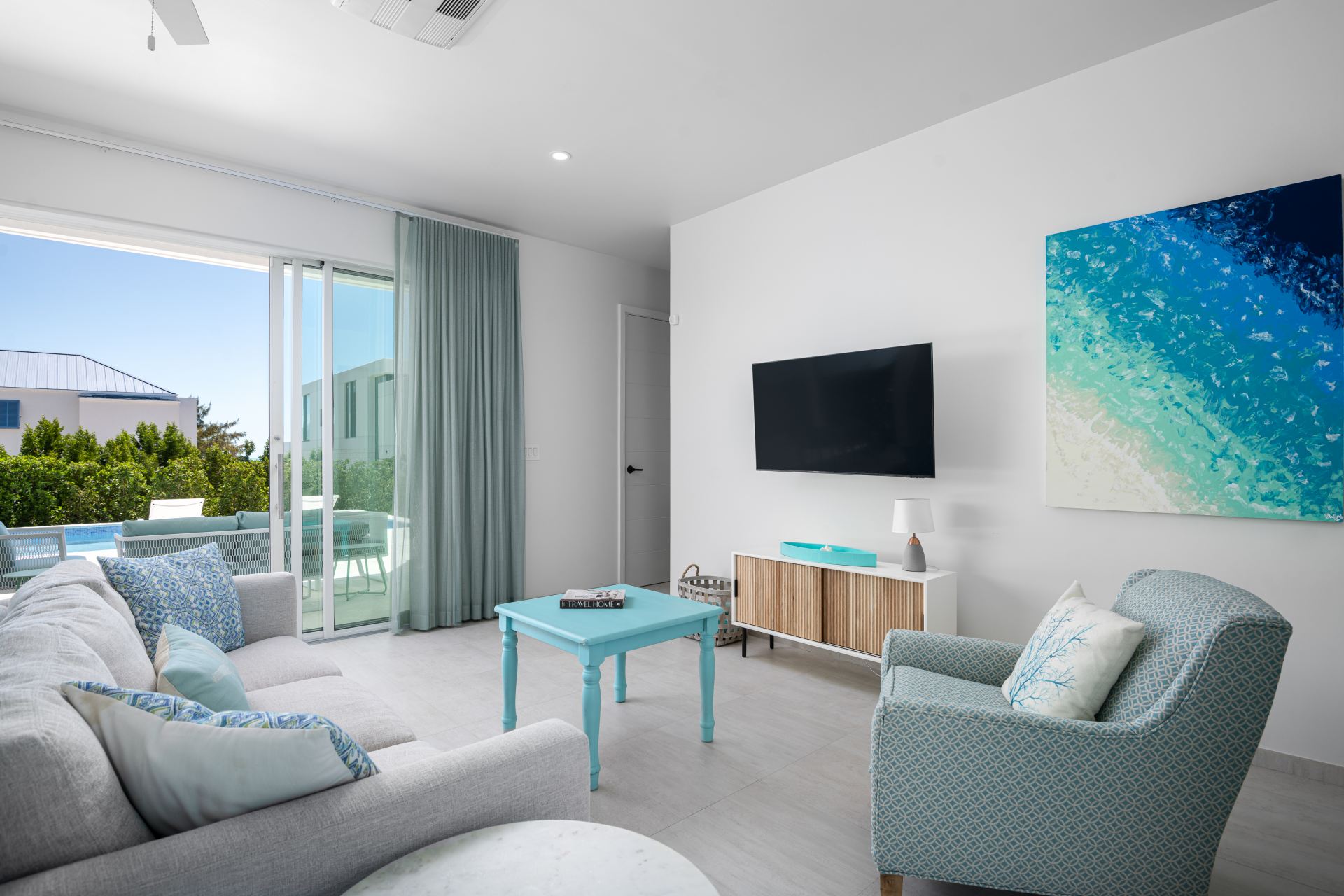 Hura Sea Azure Villa