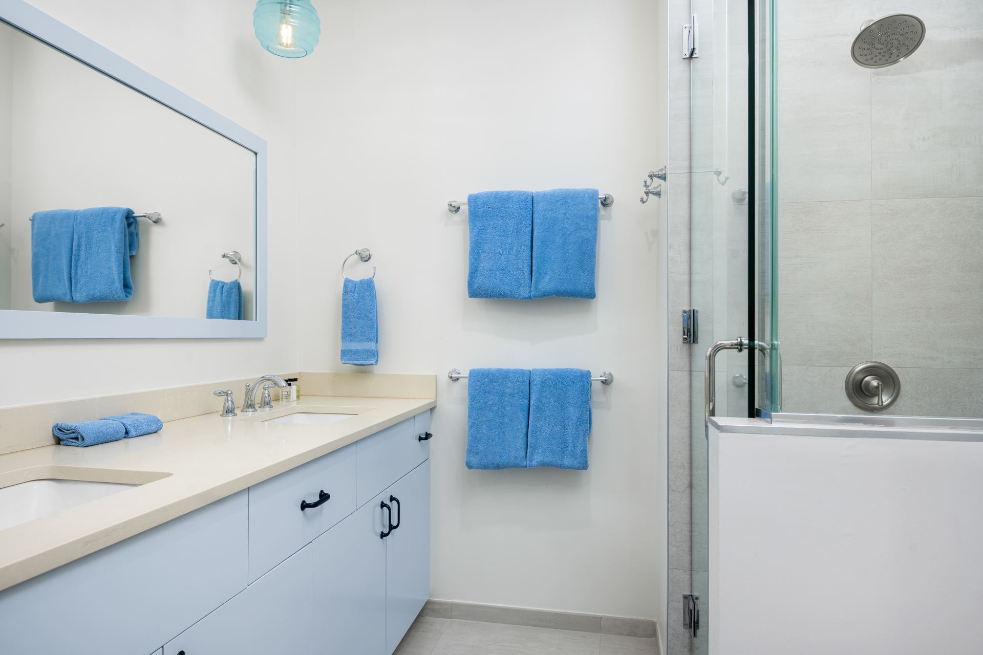 Hura Sea Azure Villa