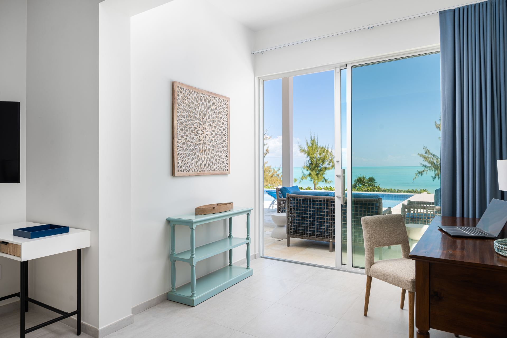 Hura Sea Azure Villa