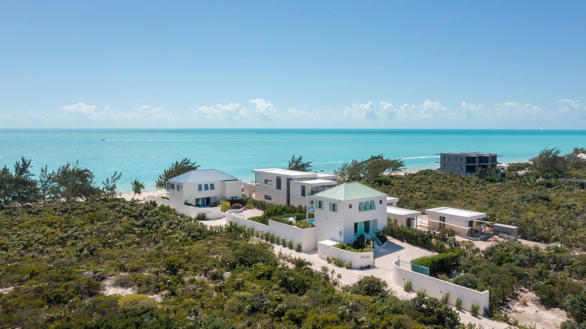 Hura Sea Turquoise Villa