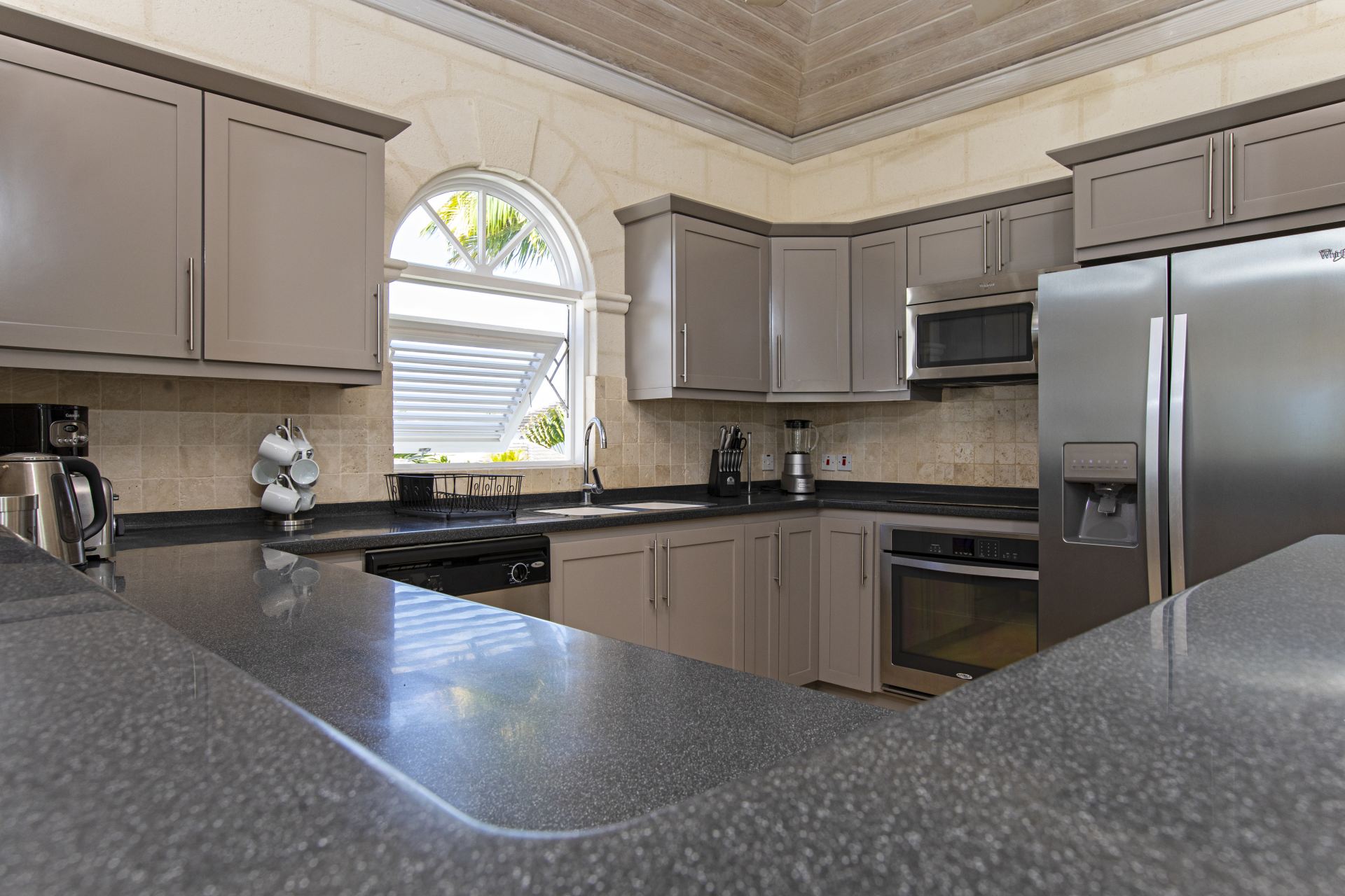 Royal Villa 1 - Swansway