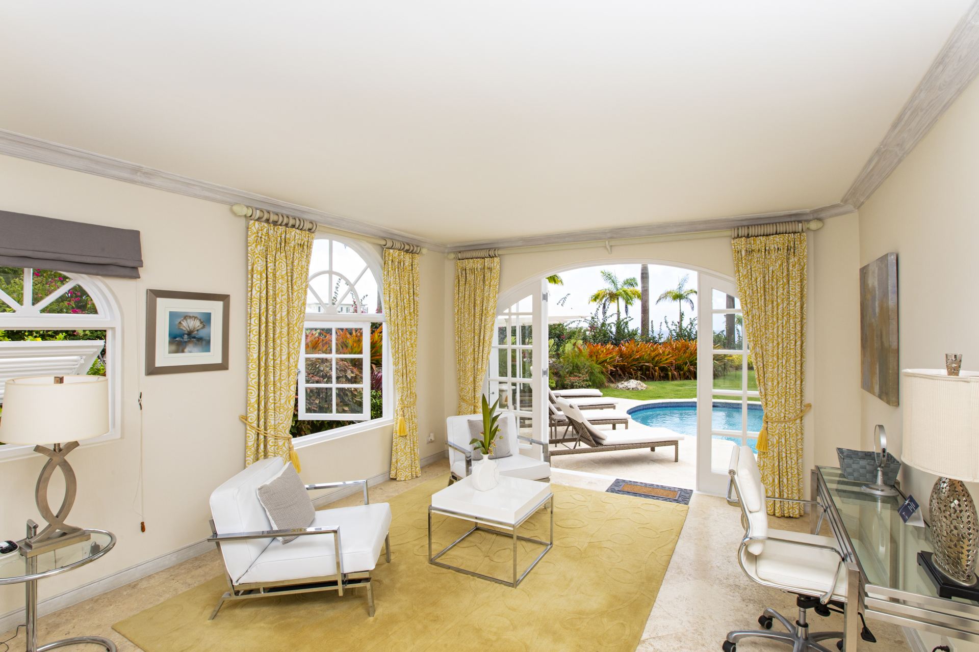 Royal Villa 1 - Swansway