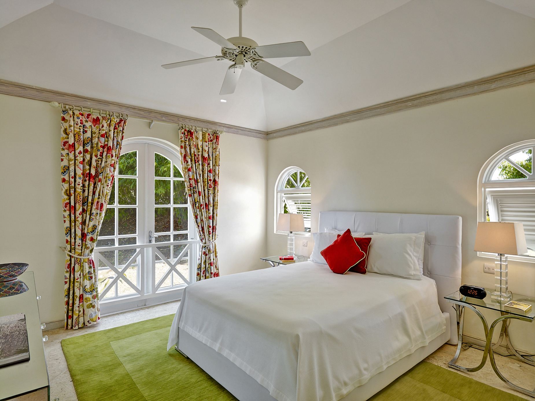 Royal Villa 1 - Swansway