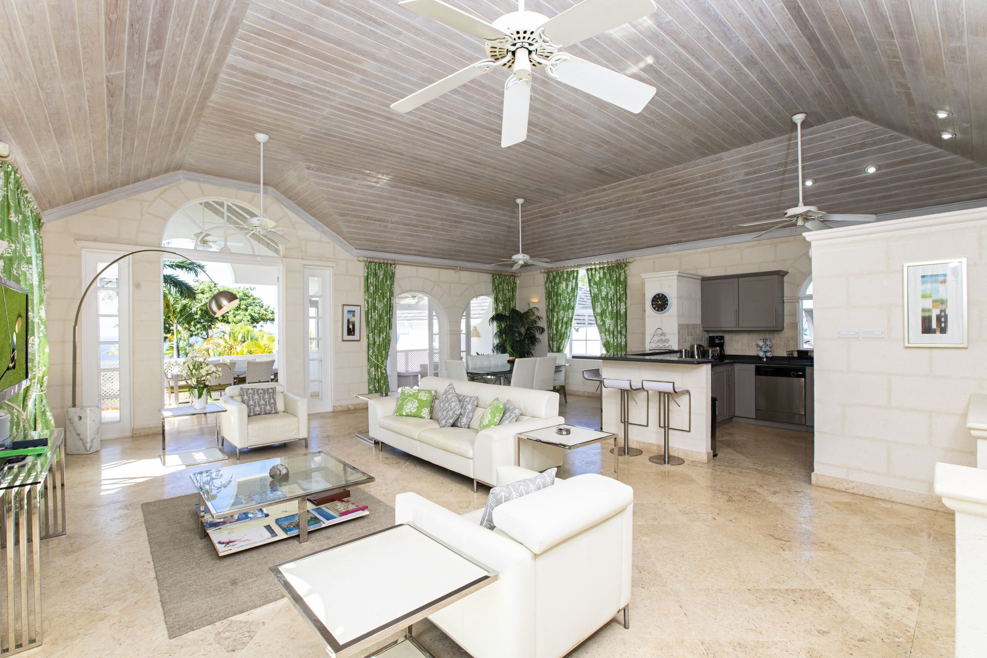 Royal Villa 1 - Swansway