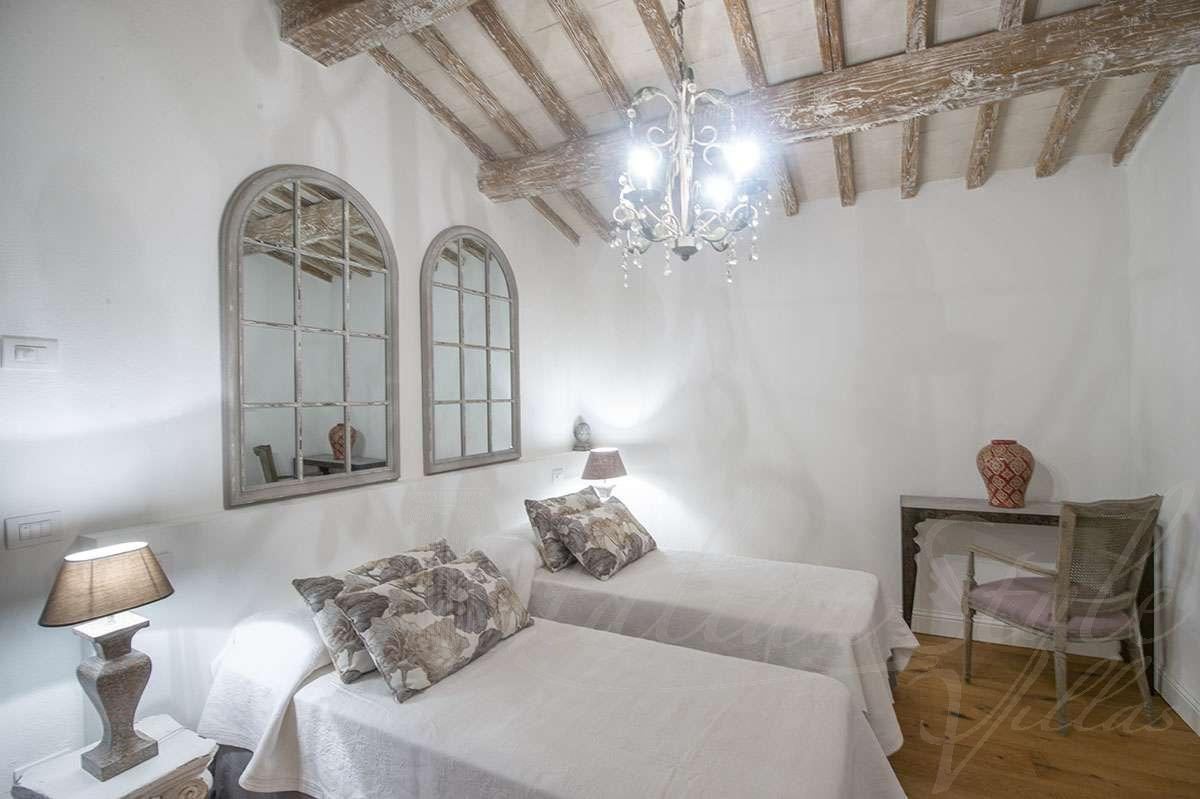 La Marcellina estate