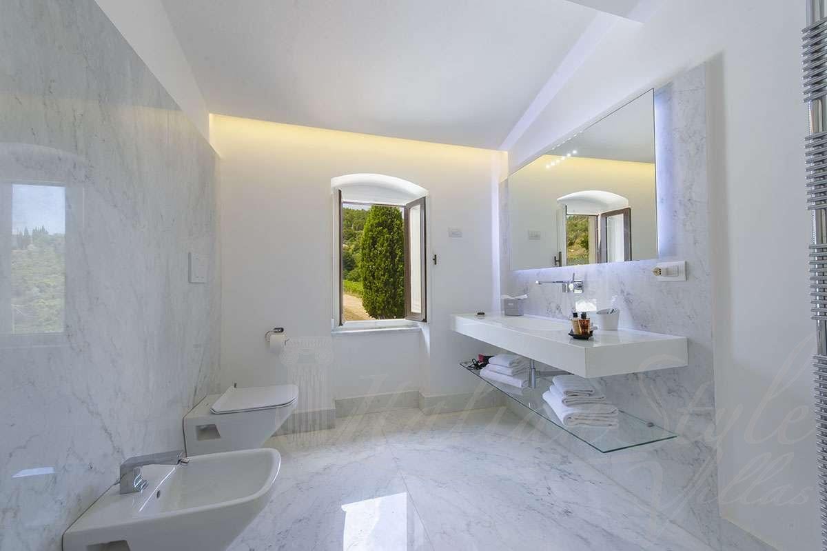 La Marcellina estate