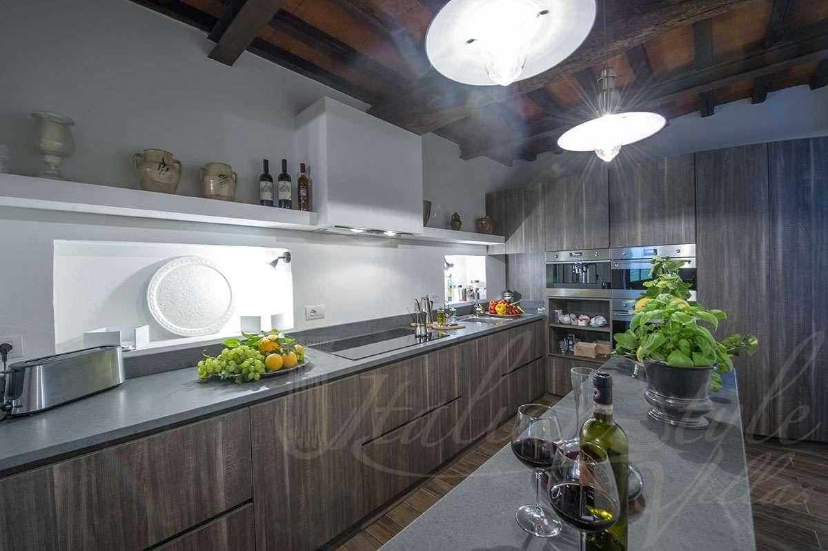 La Marcellina estate