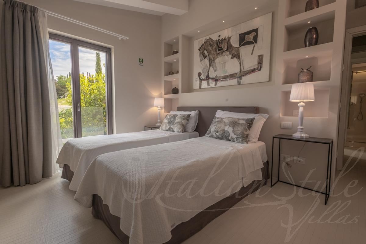 La Marcellina estate