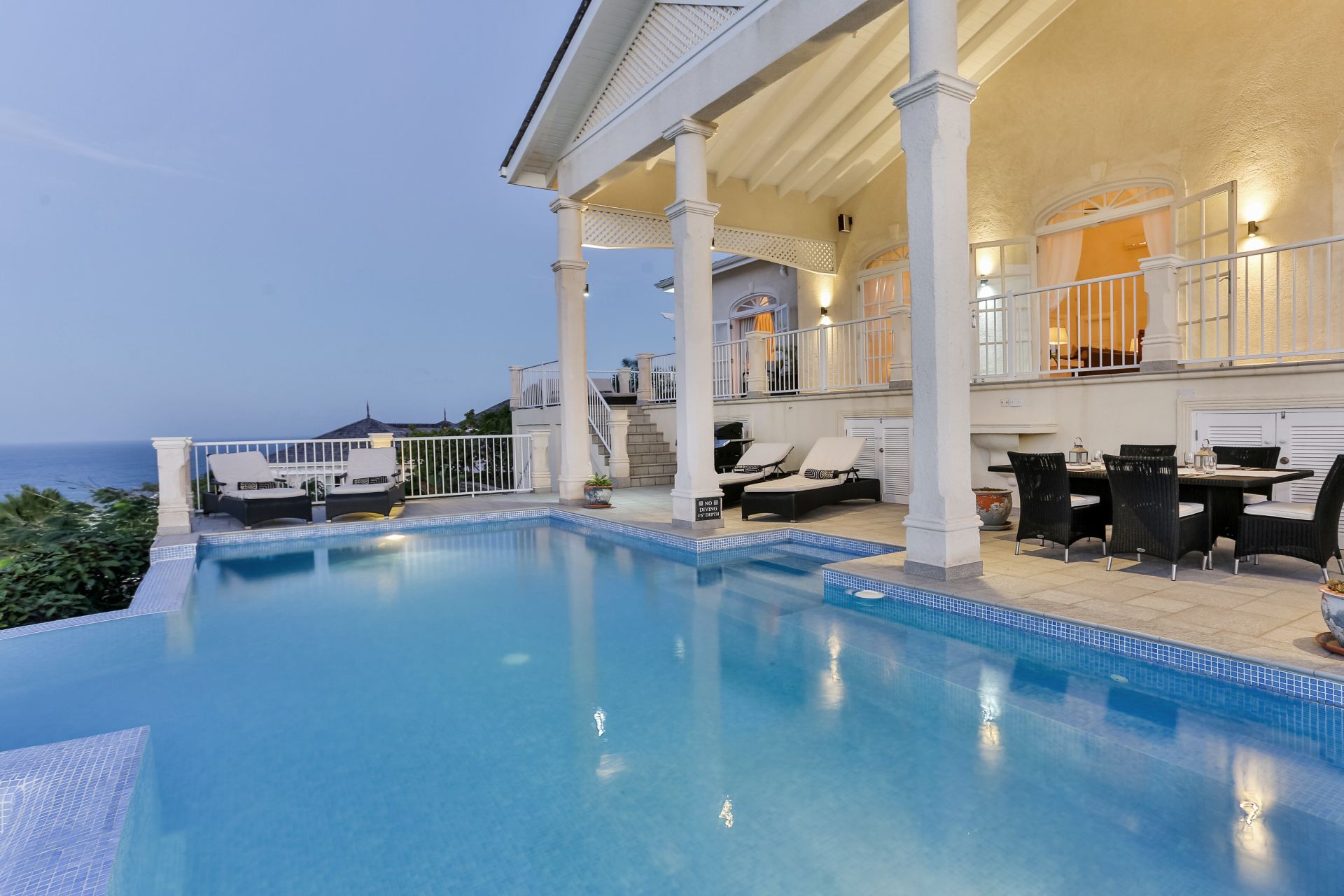 Cayman Villa