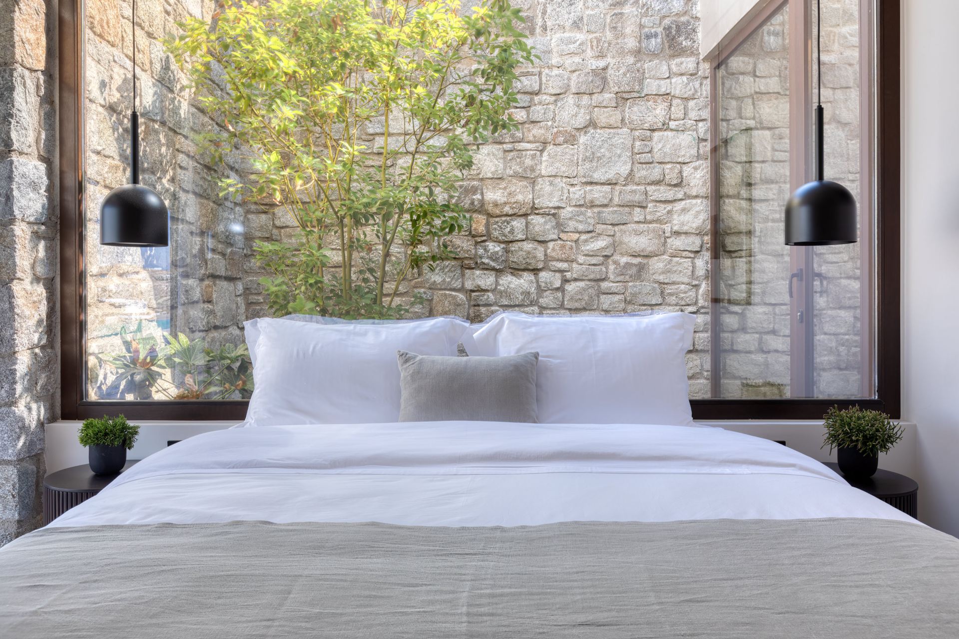 Untold Villa - with Outdoor Fireplace