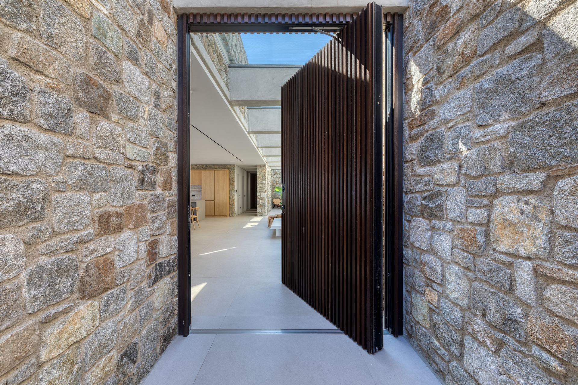 Untold Villa - with Outdoor Fireplace