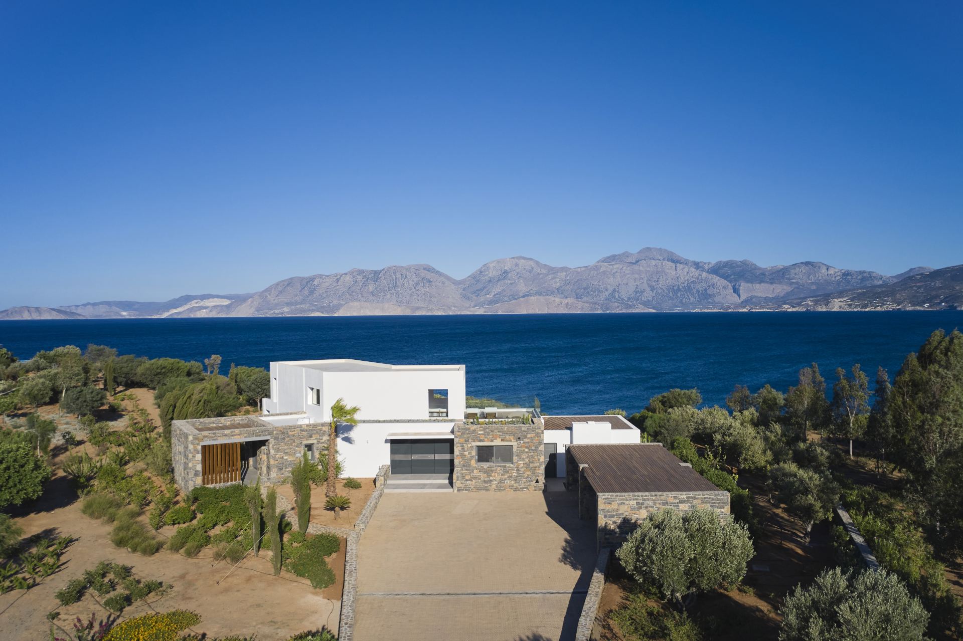 Iremia Seafront Villa