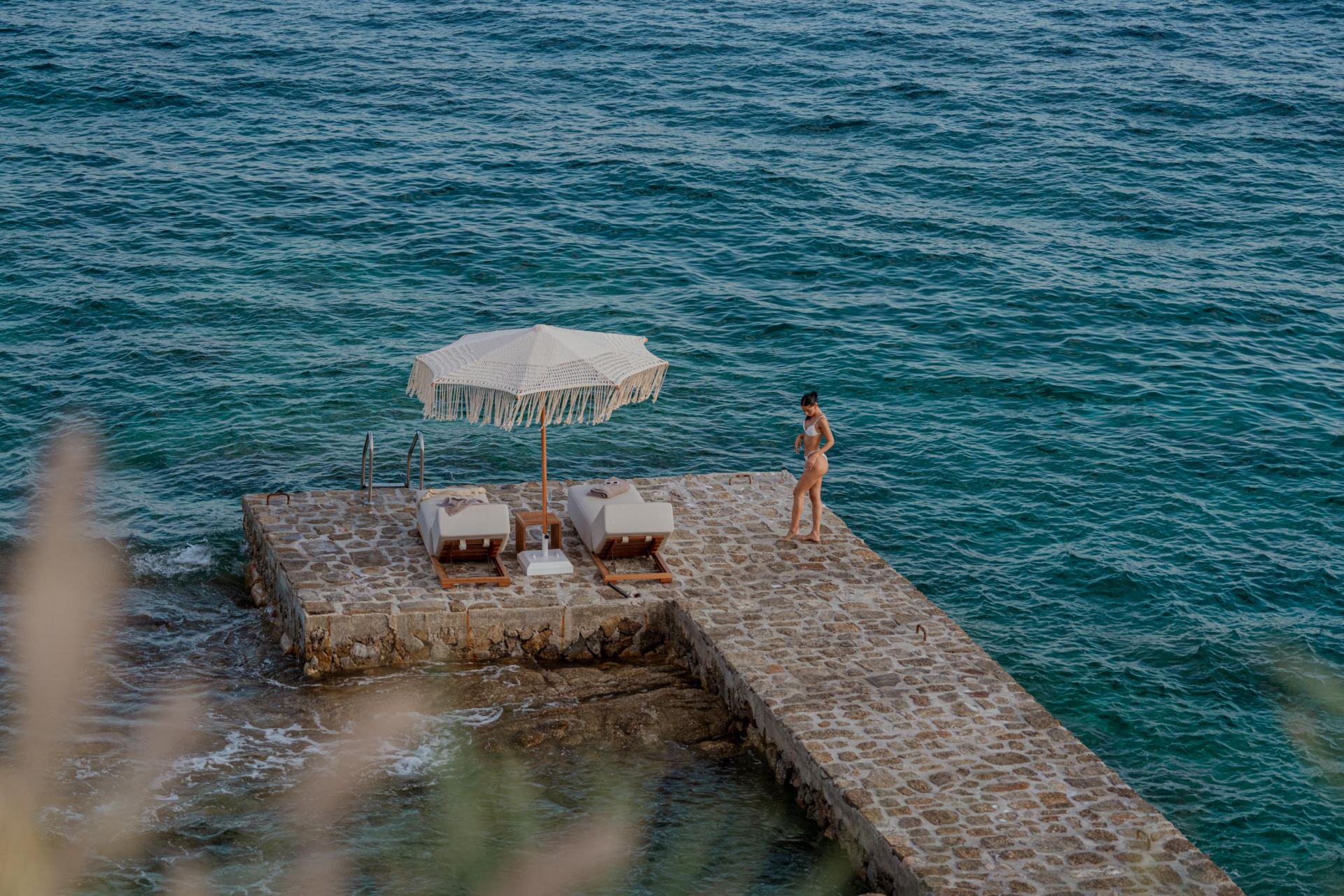 Splendid Waterfront Villas