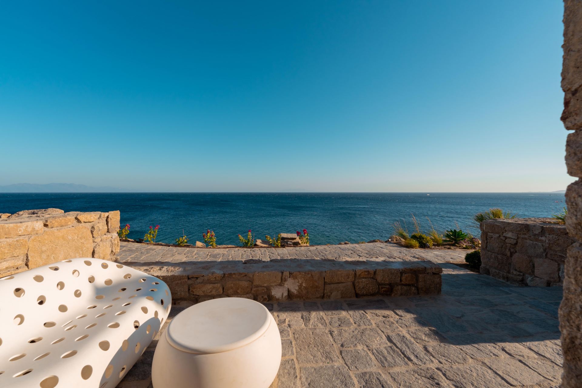 Splendid Waterfront Villas