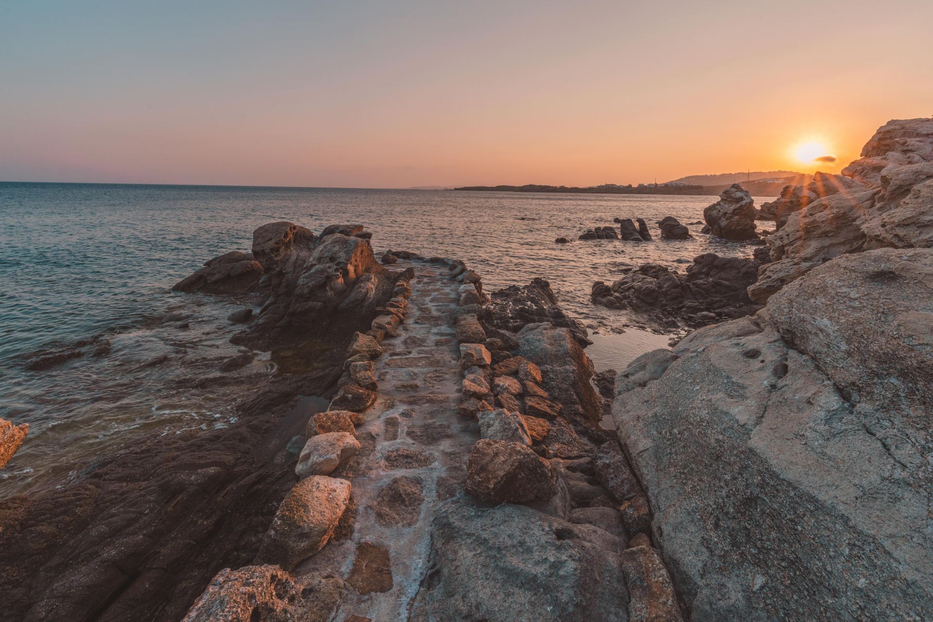 Splendid Waterfront Villa 2