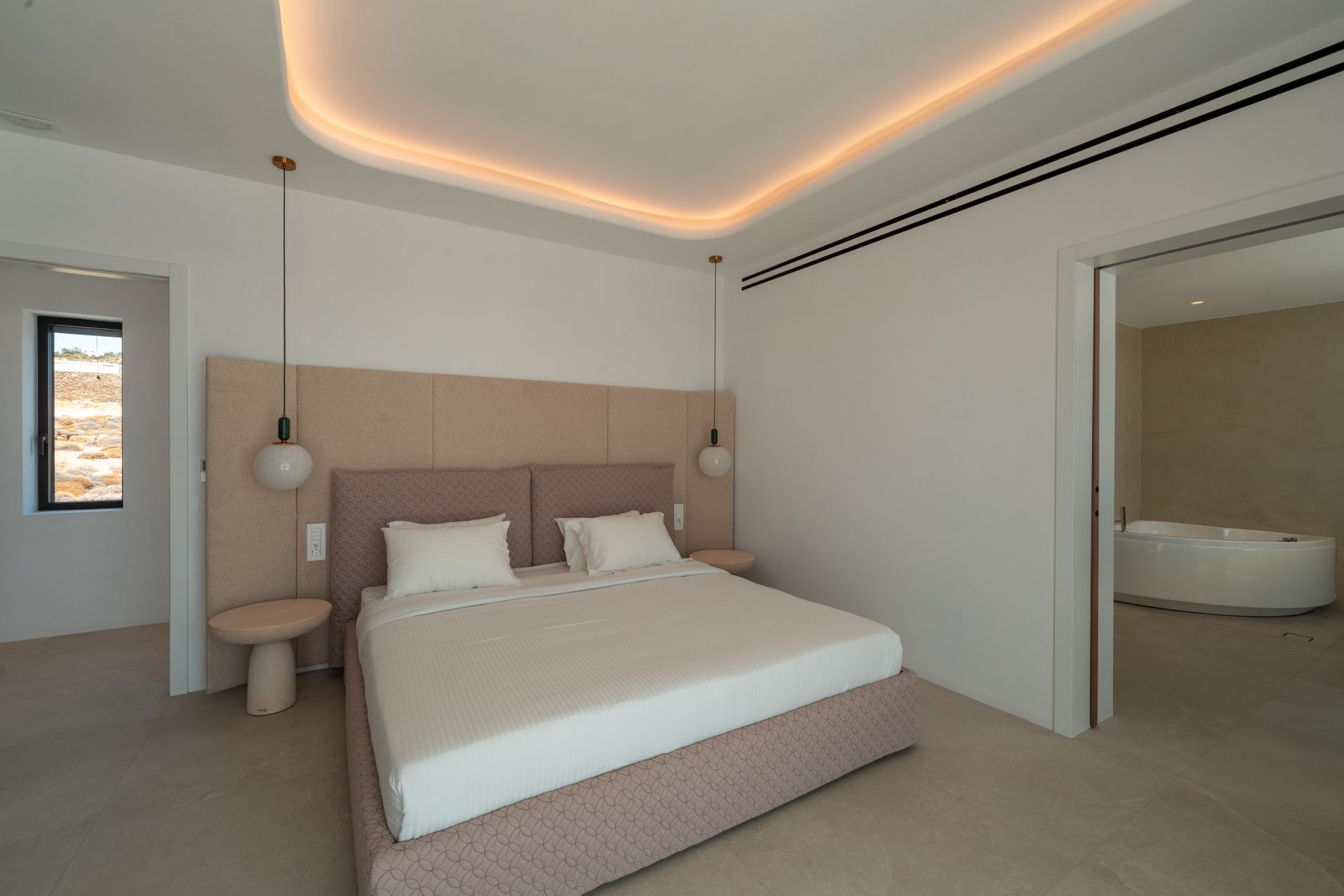 Splendid Waterfront Villas