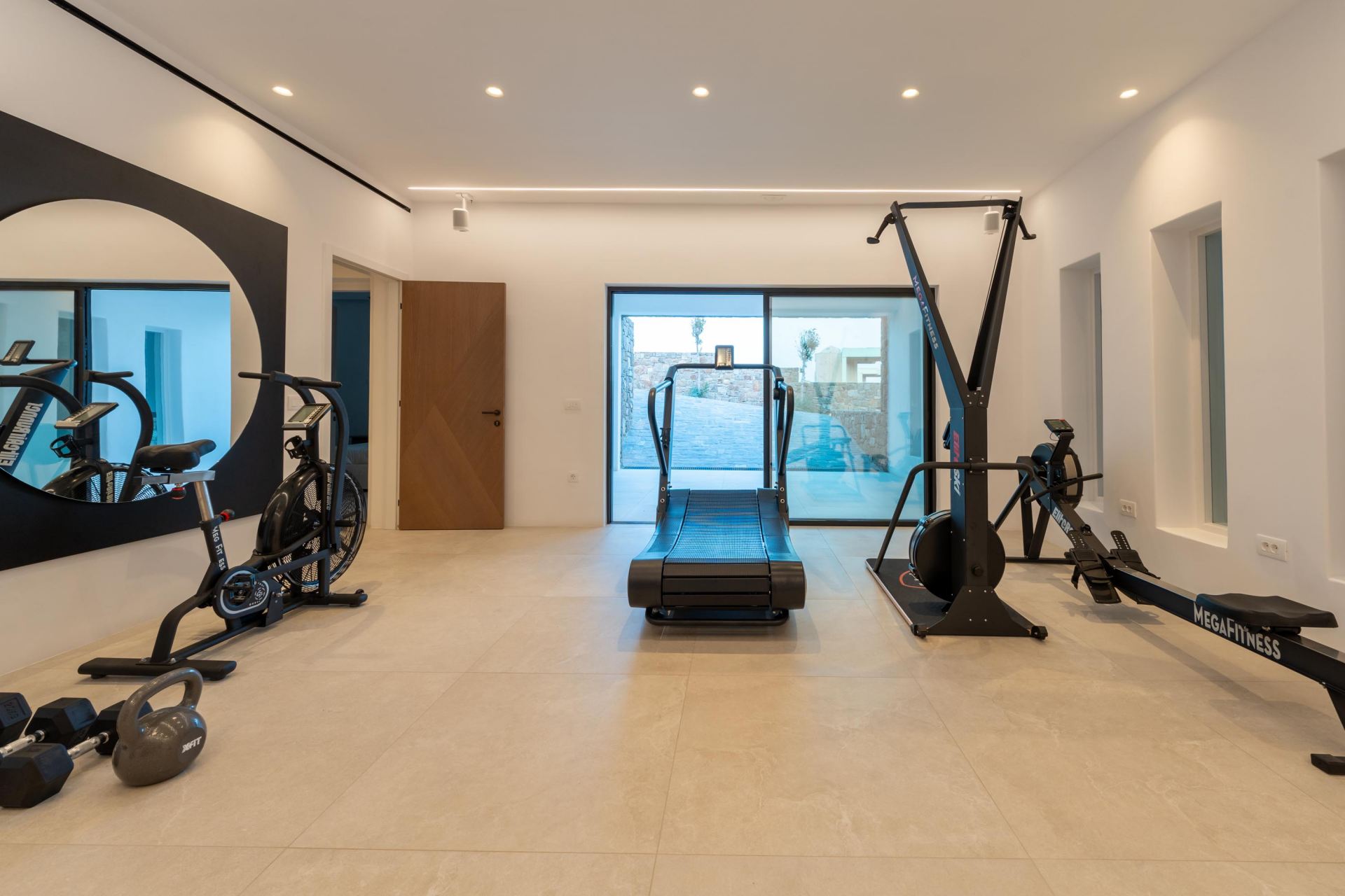 Splendid Waterfront Villa 1