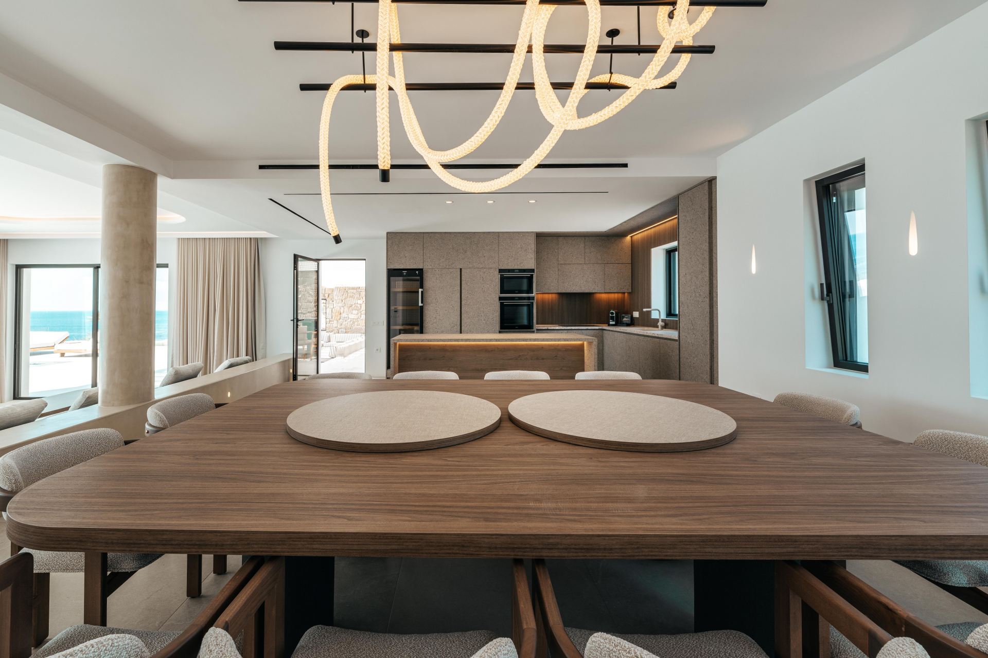 Splendid Waterfront Villas