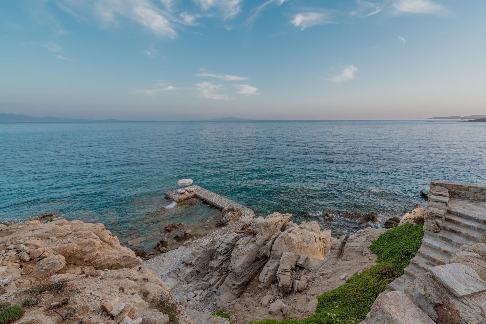 Splendid Waterfront Villas