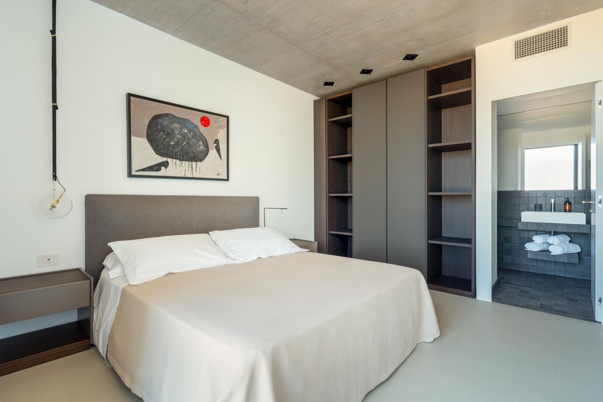 La Cava Boutique Home