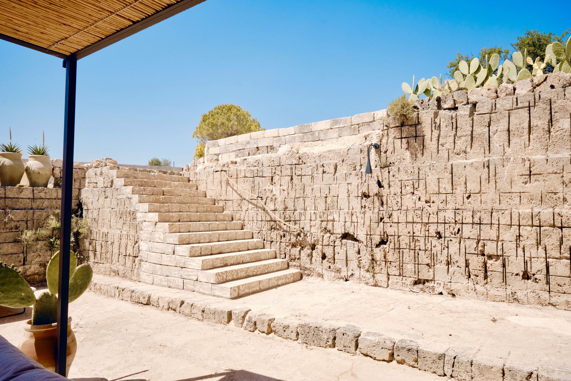 La Cava Boutique Home