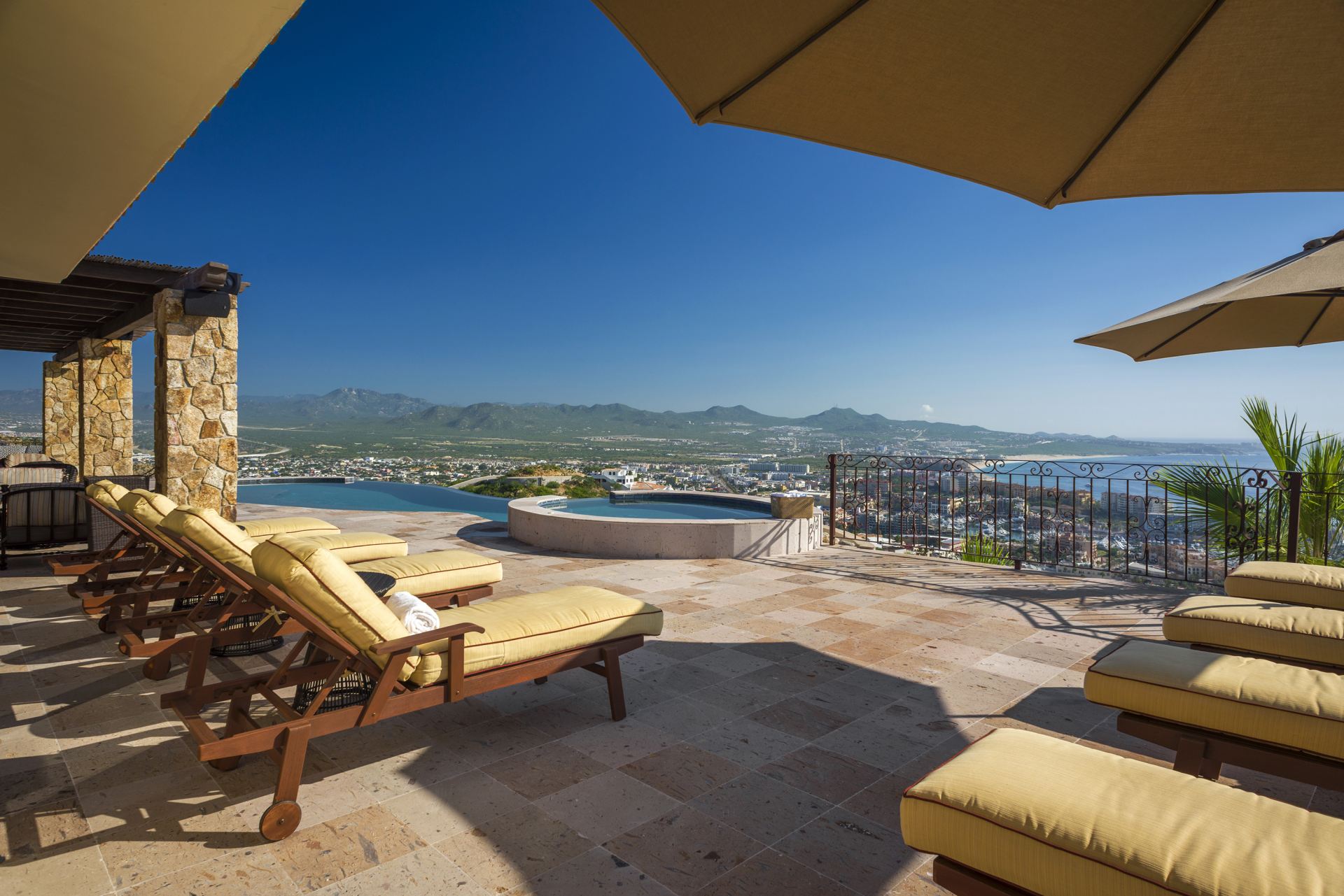 Casa Cielo at Pedregal