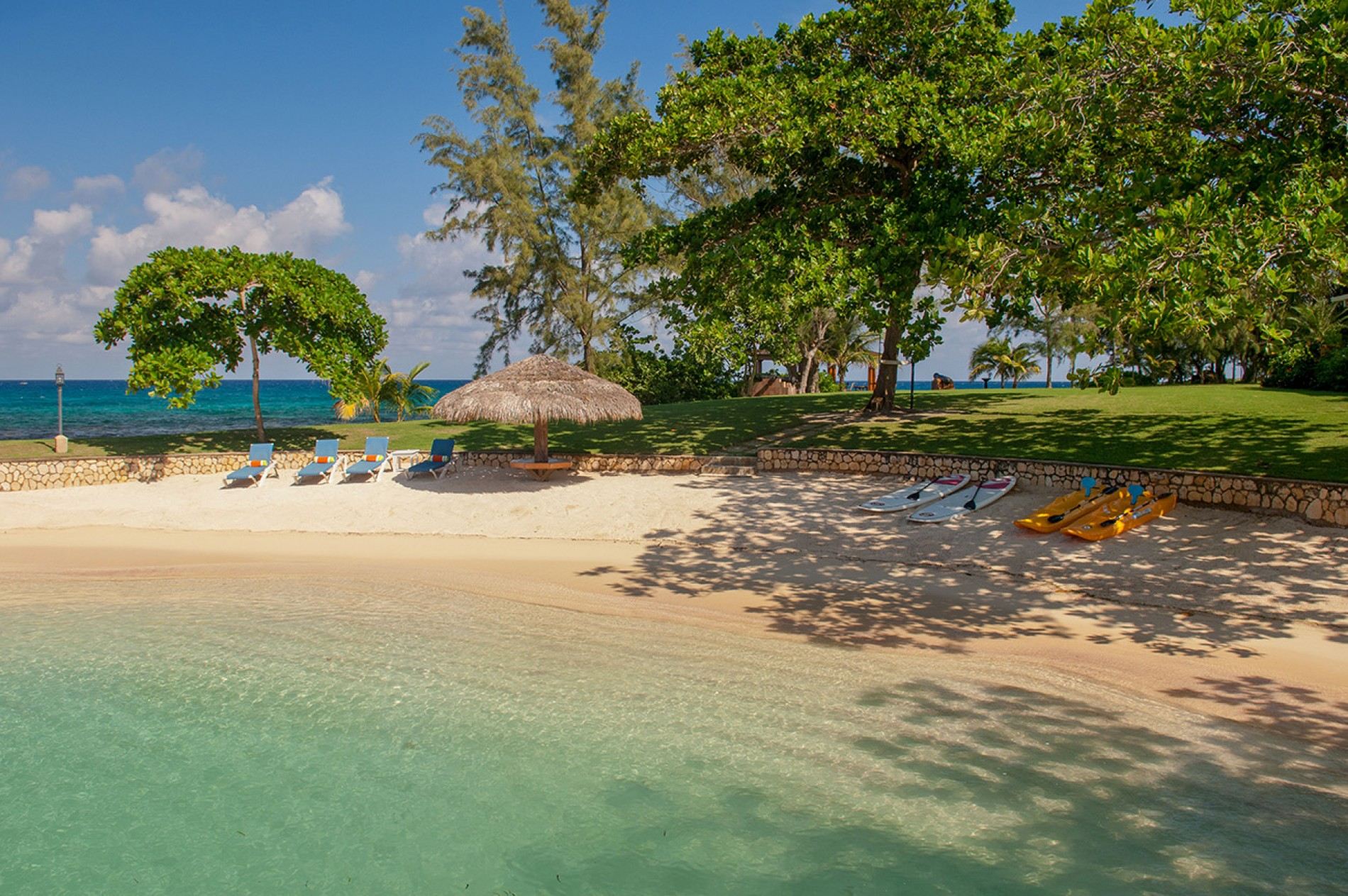 Fortlands Point Villa